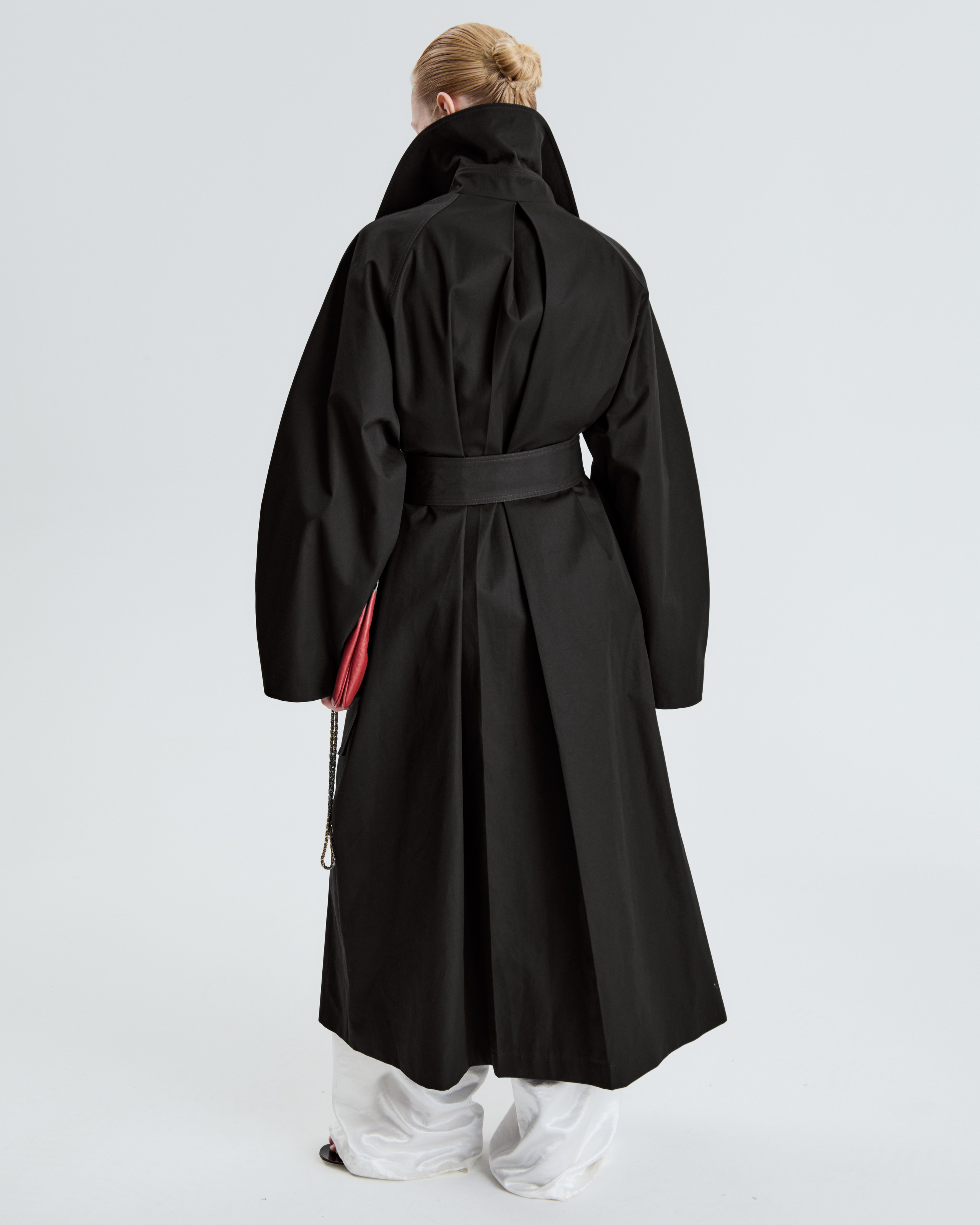 Room513. Фотограф и видеограф для брендов в Москве