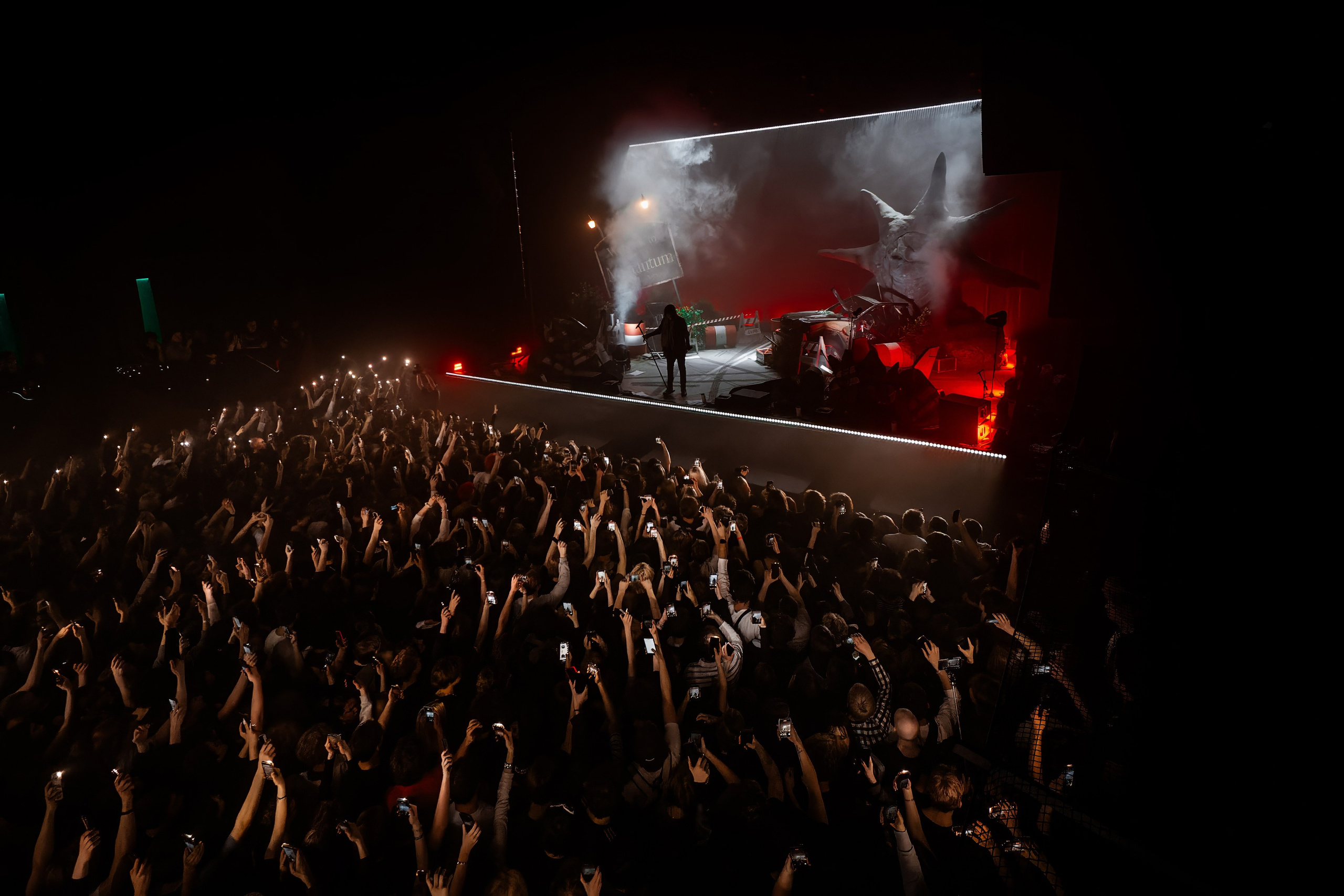 Тёмный принц в клубе TAU 22.03.2026. Репортажный фотограф и видеограф в Москве