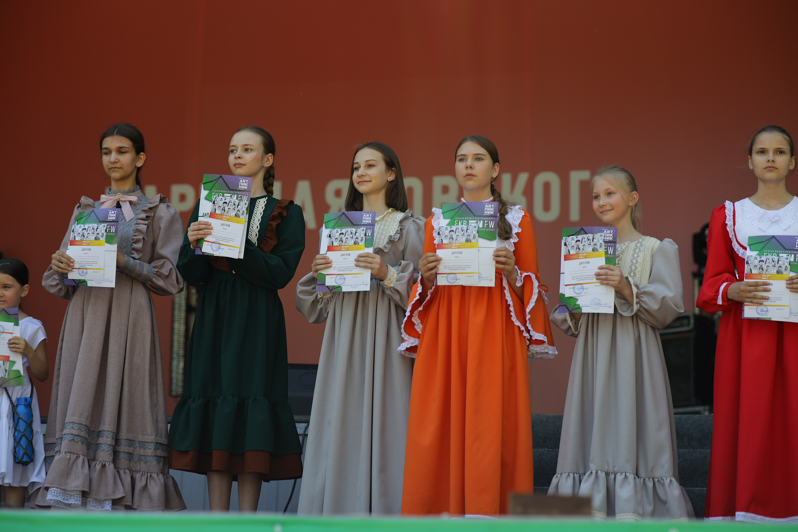 Модный показ 2023. Фотограф в Екатеринбурге Олег Алексеев. Фотосессия в Екатеринбурге