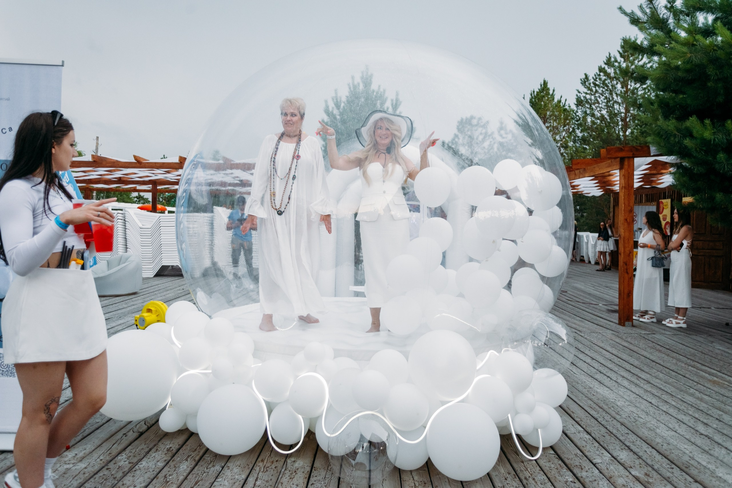 White Party @ Бархат парк. Репортажный фотограф Максим Полянский. Москва, Санкт-Петербург, Красноярск