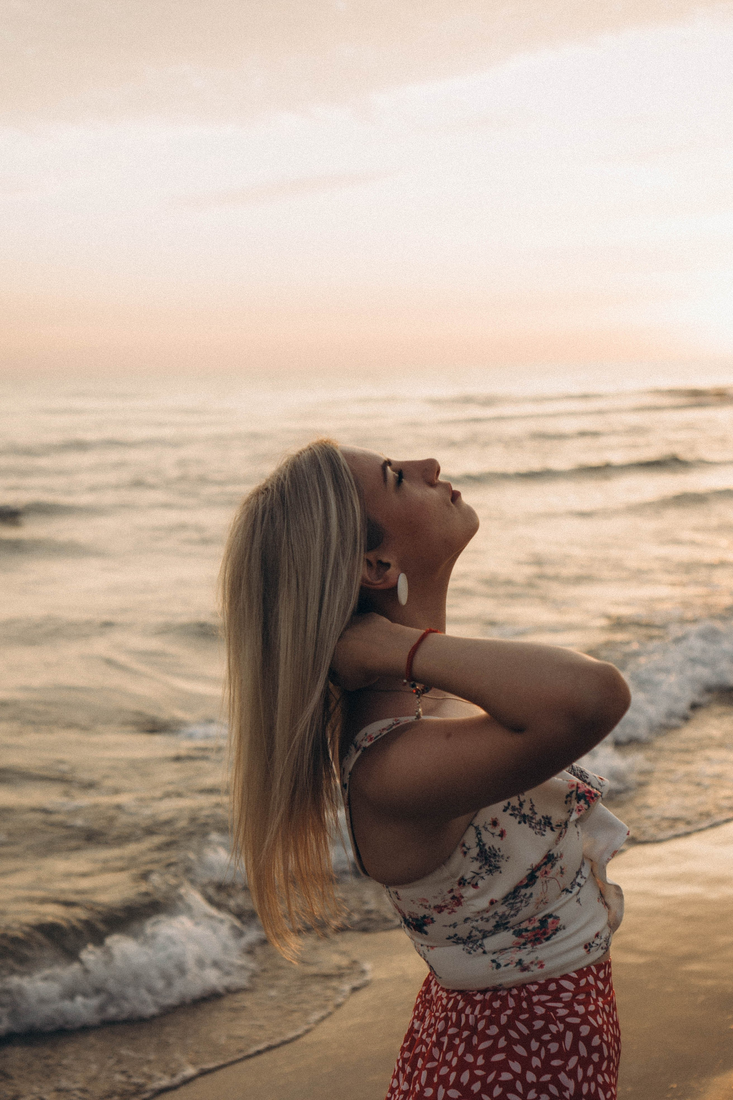 Июльский вечер на берегу черного моря. Профессиональный фотограф, Санкт-Петербург — Виктория Богомолова