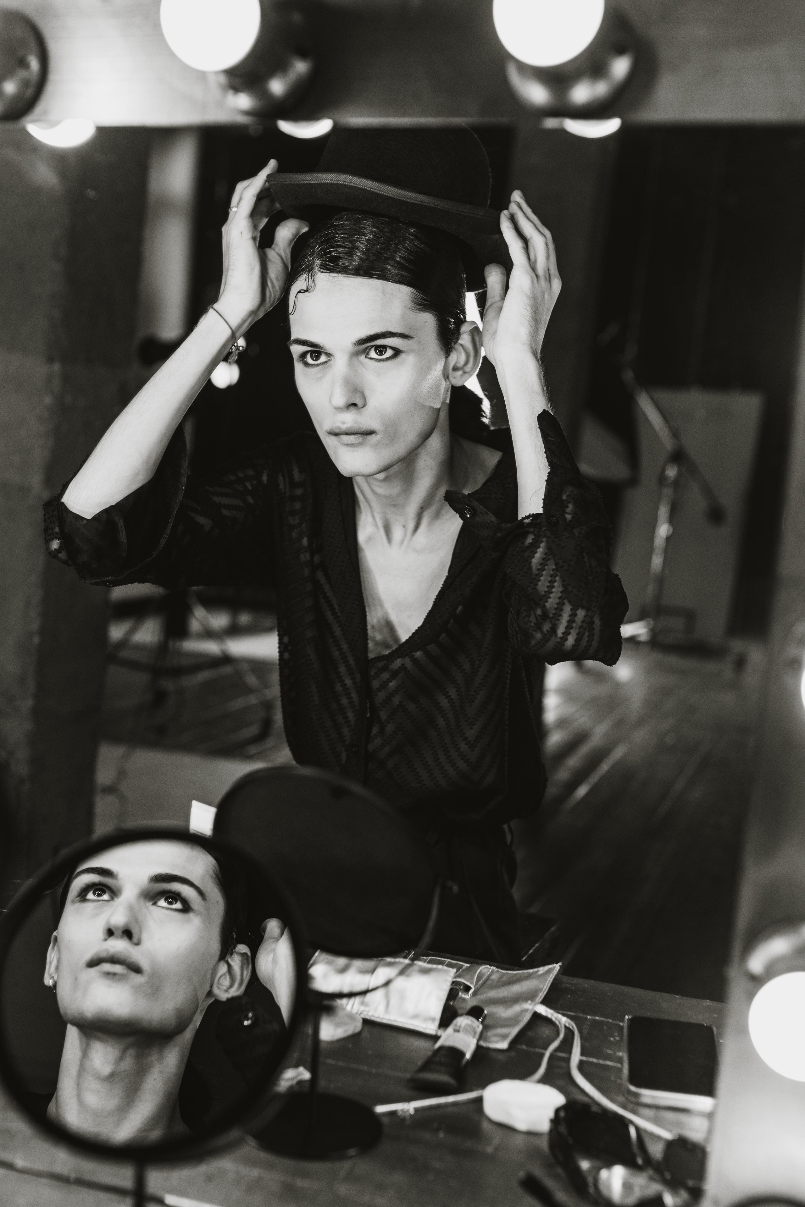 Эмиль Киракосян. Главная