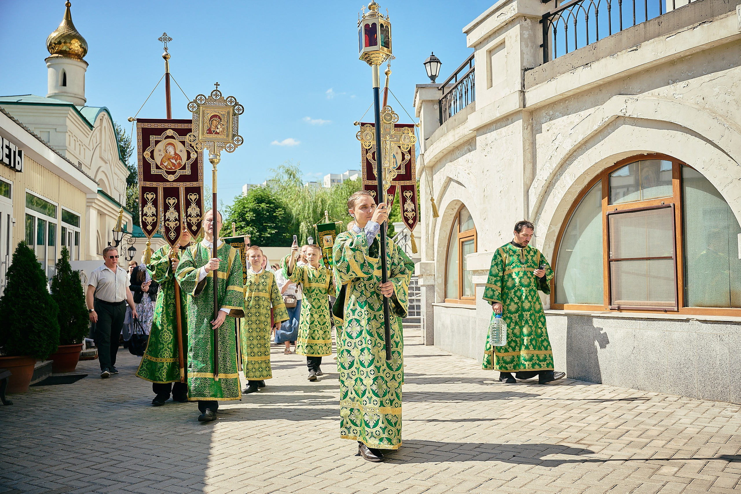 Престольный праздник в храме преподобного Сергия Радонежского в Солнцево. Фотограф Елена Думби