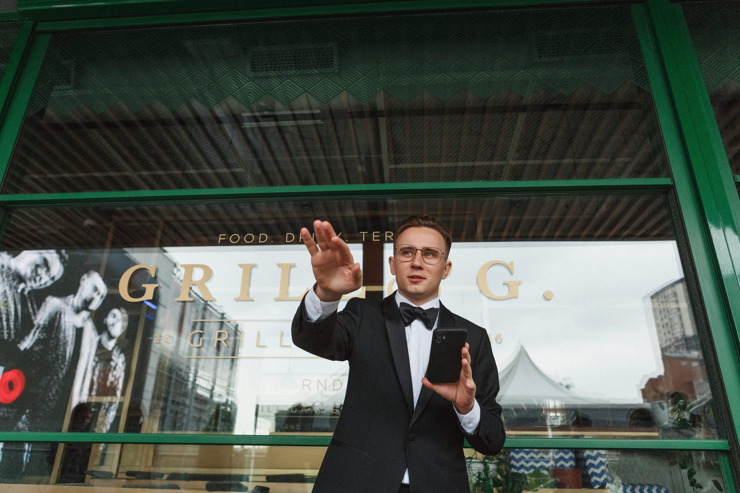 Моменты: Съёмка букета невесты в ТРЦ Большой, Ростов-на-Дону. Свадебный и семейный фотограф в Таганроге Бакарюк Антон