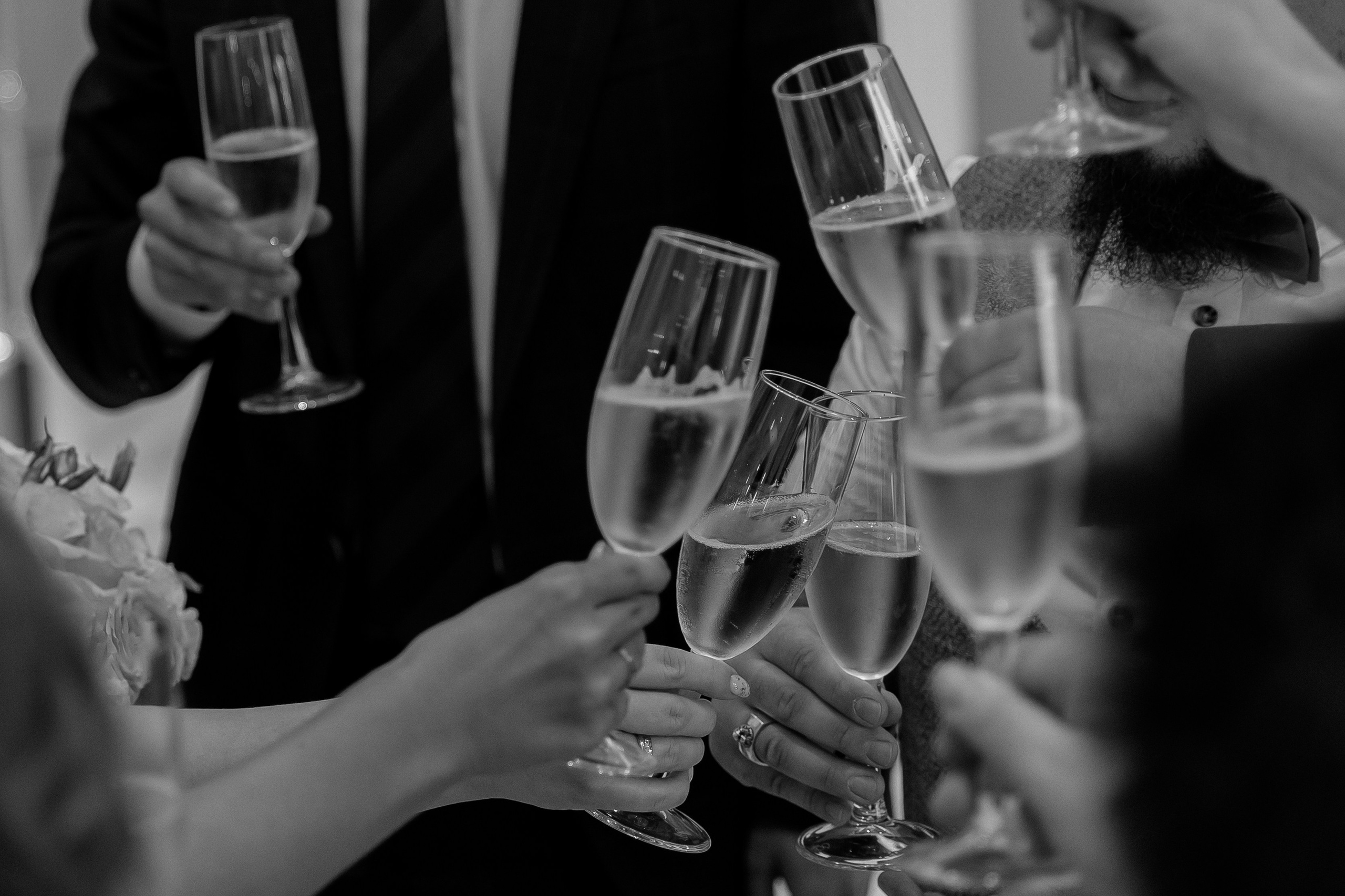 «Мурашками прямо по нам». Свадебный фотограф Москва