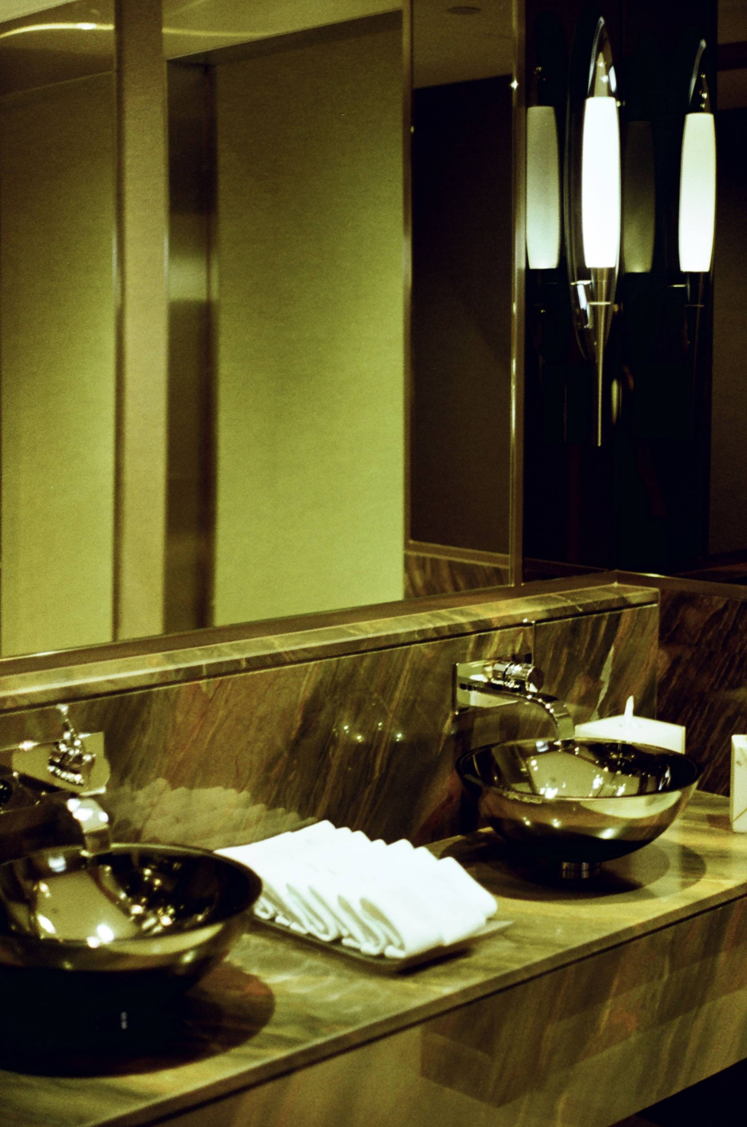 Places. TATIANA DARINA — film photographer in St. Petersburg