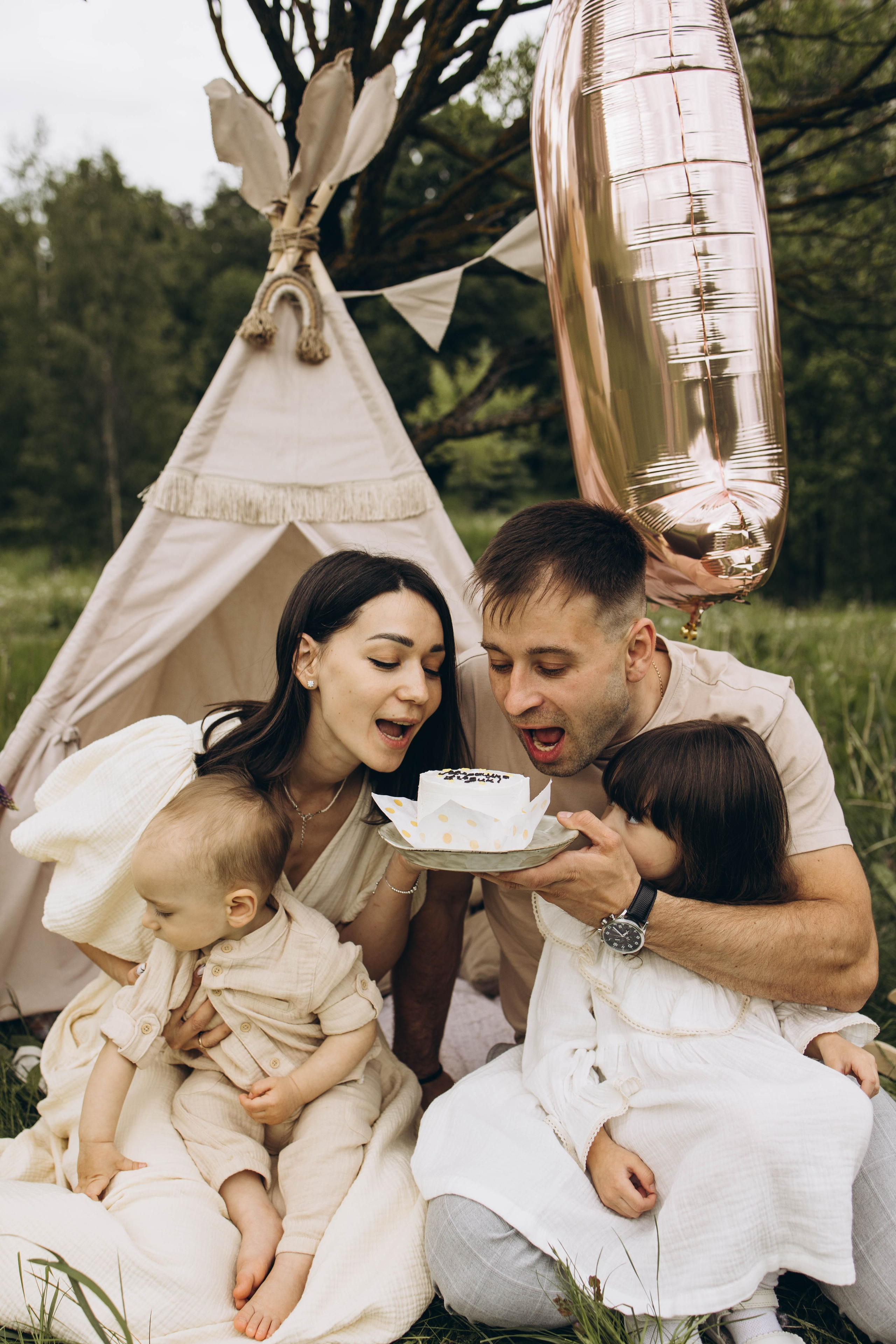 Маша, Женя, Ариана и Мирон. Семейный фотограф в Москве Виктория Ястребинская
