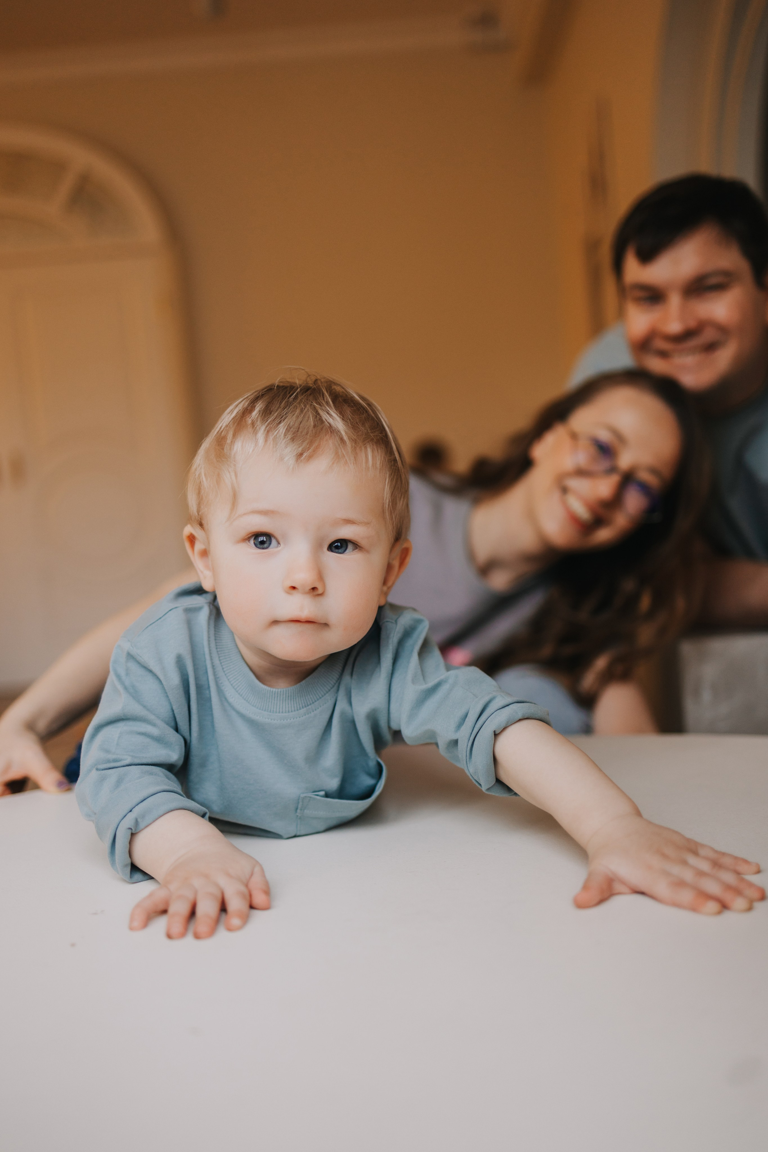 Большая семья. Домашняя фотосессия