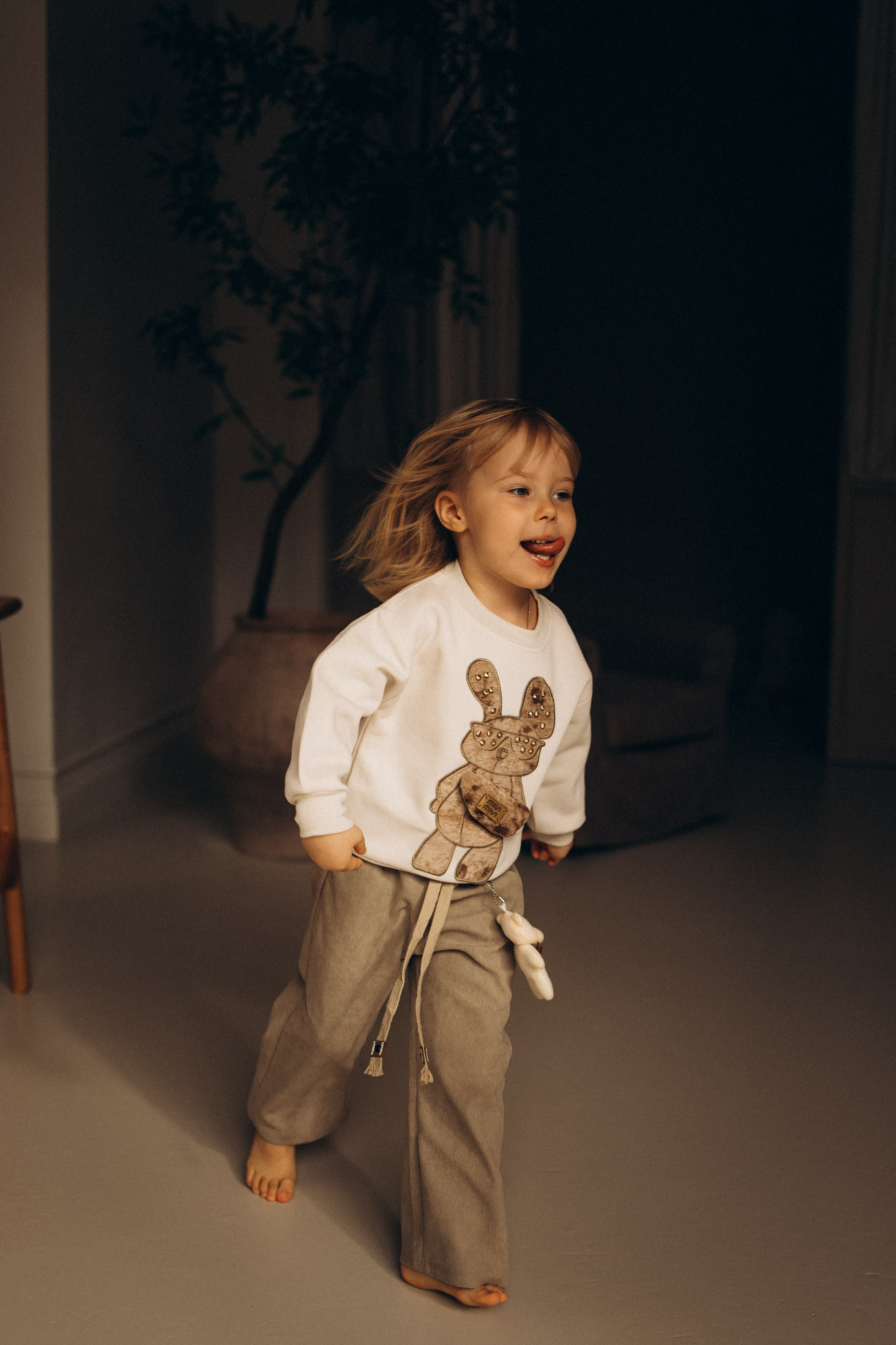 Катерина и Софа — зал Серена. Семейный фотограф в Краснодаре Храмова Анна