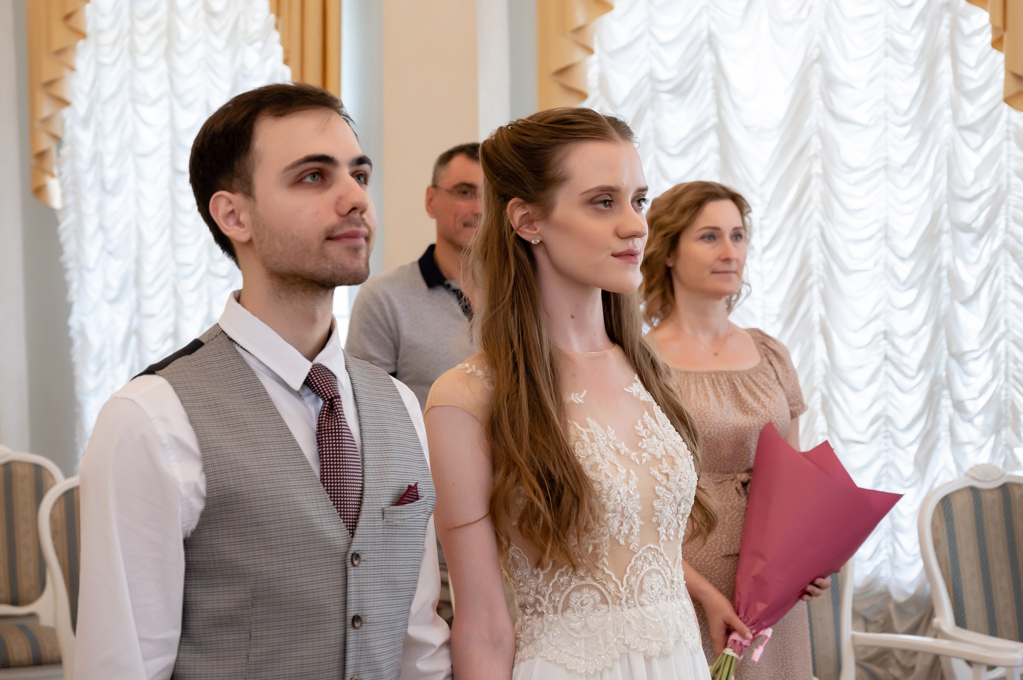 Зеркальный дворик. Свадебный и семейный фотограф из Санкт-Петербурга Климов Анатолий