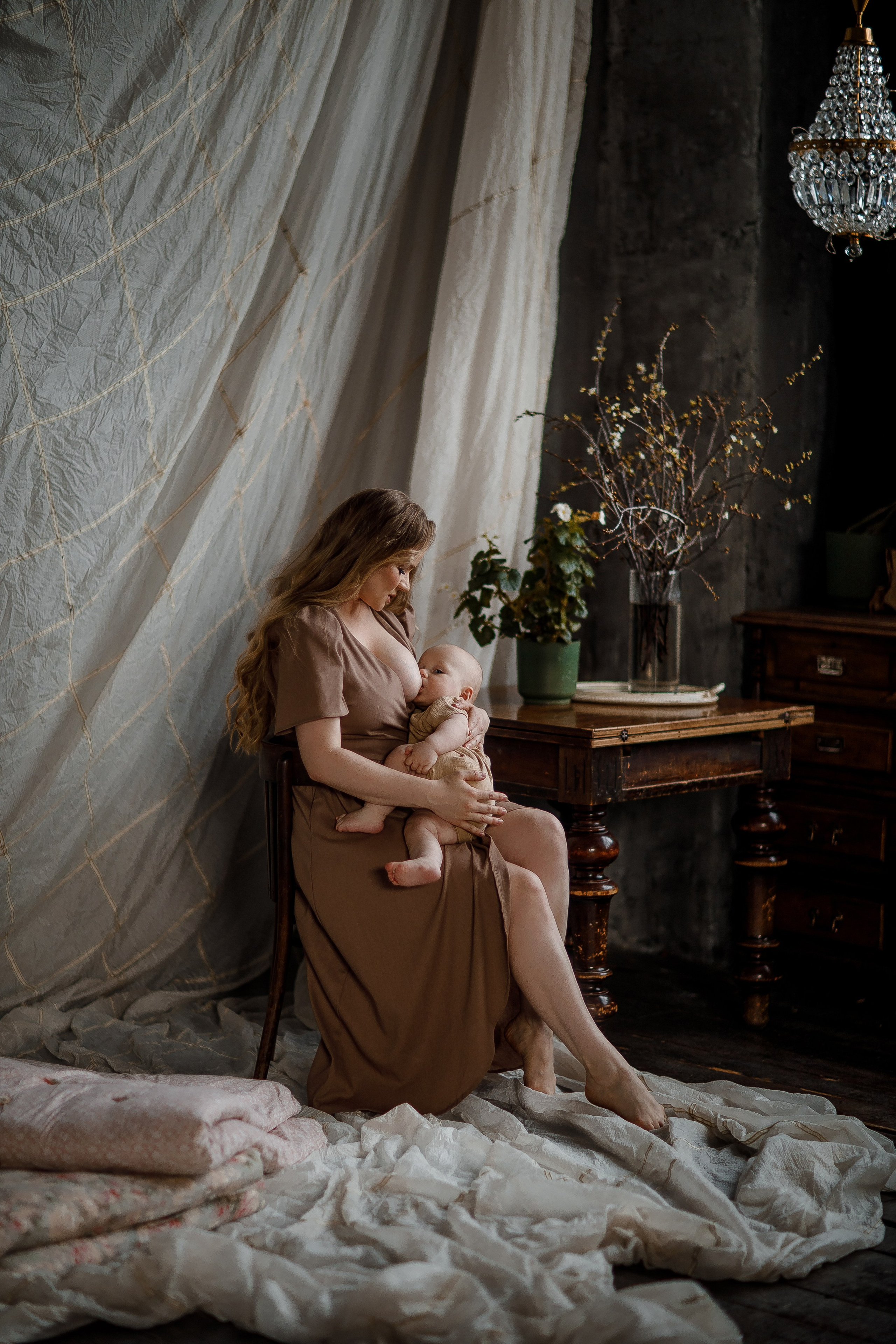 МАМА и малыш. Фотограф материнства и таинства кормления Екатерина Кузьмин