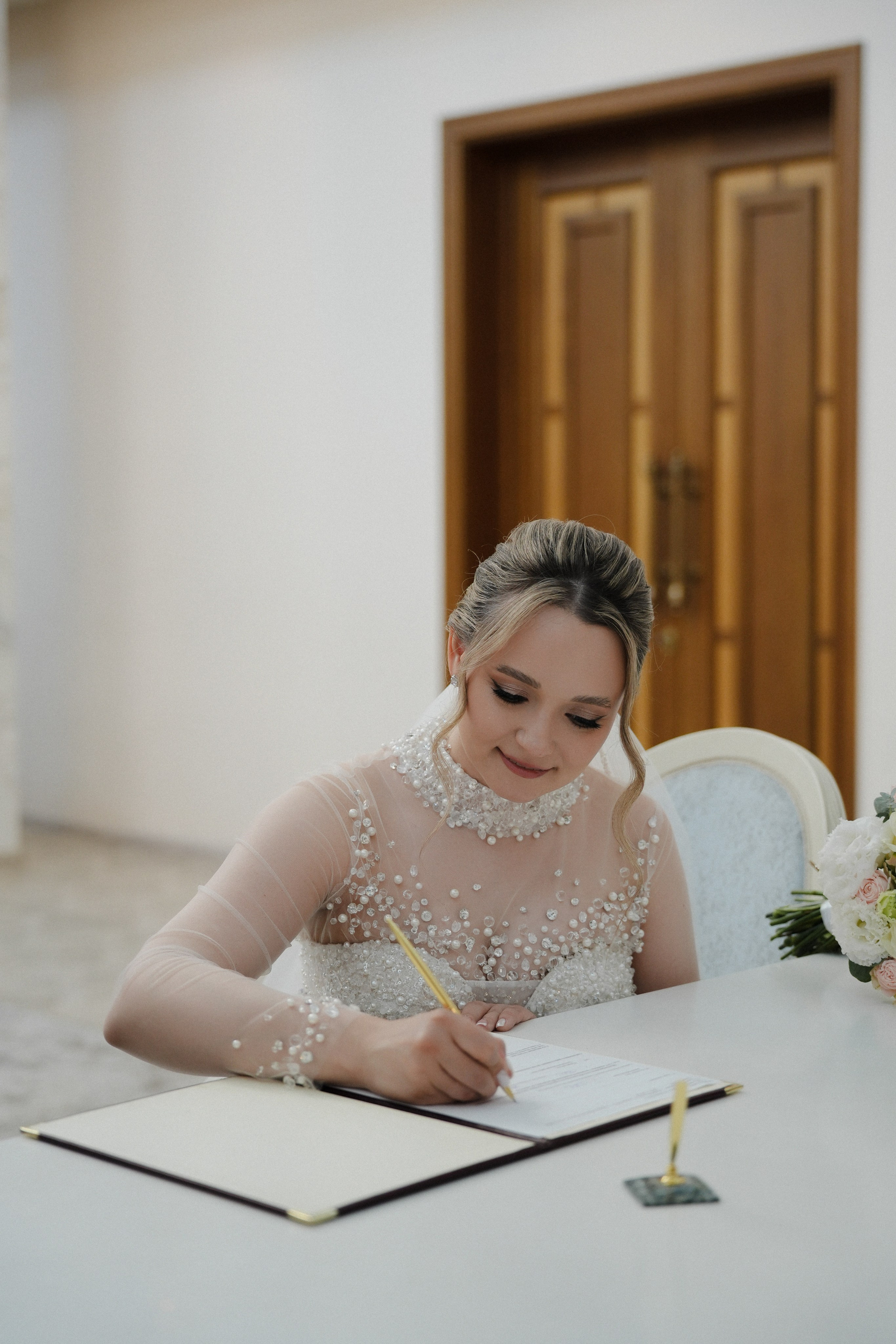 Сборы жениха и невесты, бракосочетание в Савеловском загсе, выездная церемония