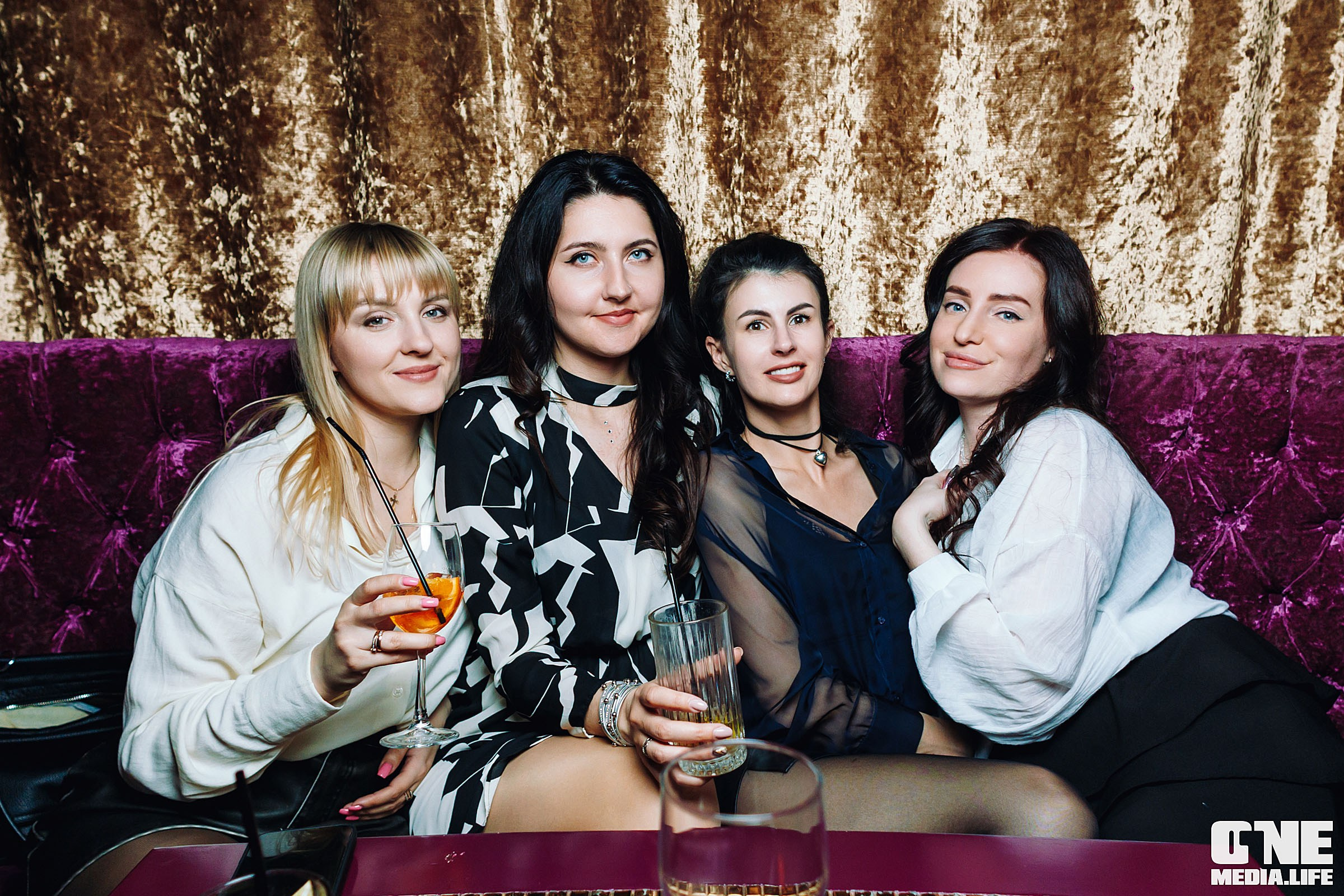 Фоторепортаж из караоке-клуба Эйфория. One Media Life: фоторепортажи, фотоотчеты с мероприятий и заведений