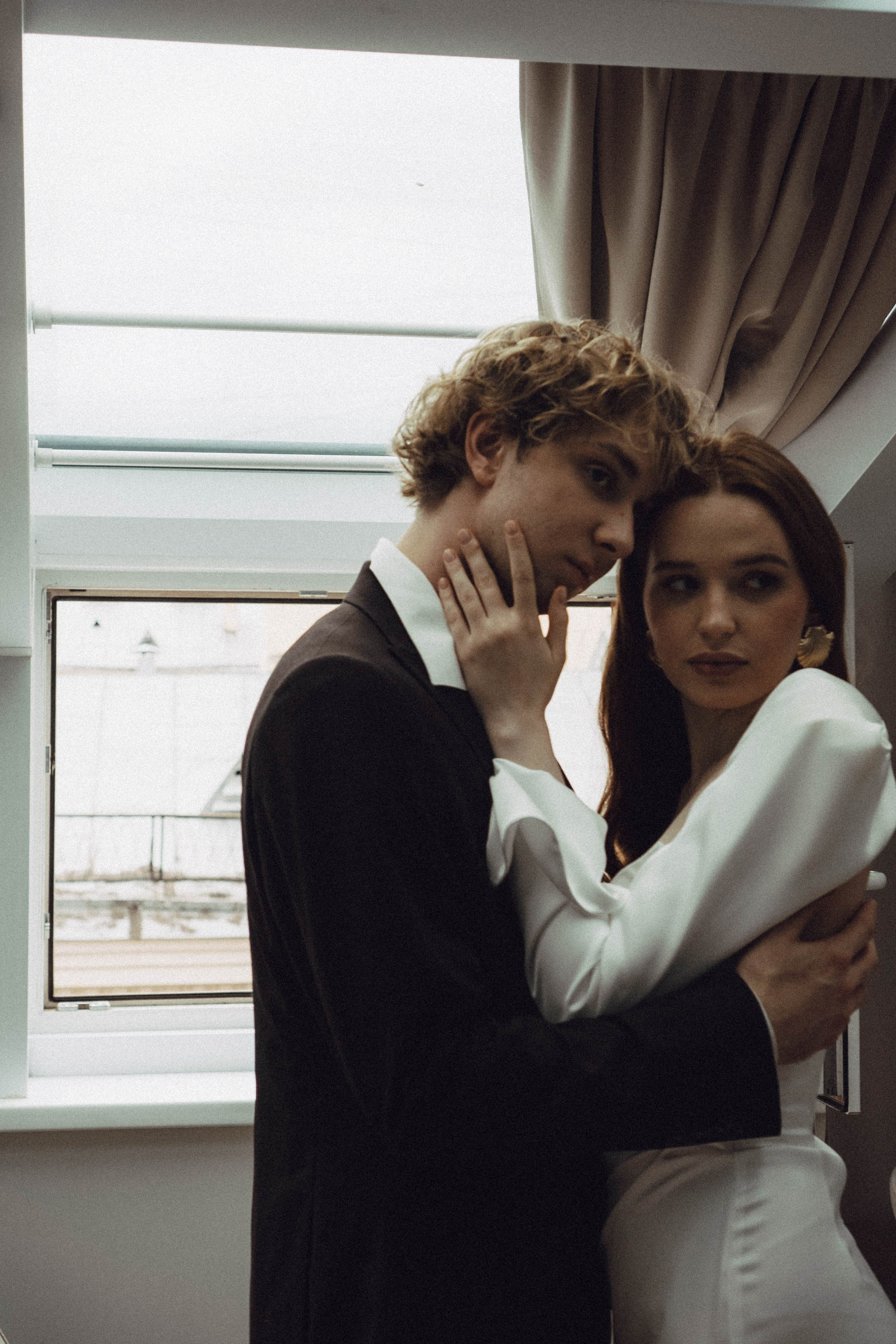 СВАДЕБНАЯ СЬЕМКА В ОТЕЛЕ. СБОРЫ ЖЕНИХА И НЕВЕСТЫ И ТАКЖЕ ТОР И ПОДГОТОВКА К ПРОГУЛКЕ. Профессиональный фотограф, Санкт-Петербург — Виктория Богомолова