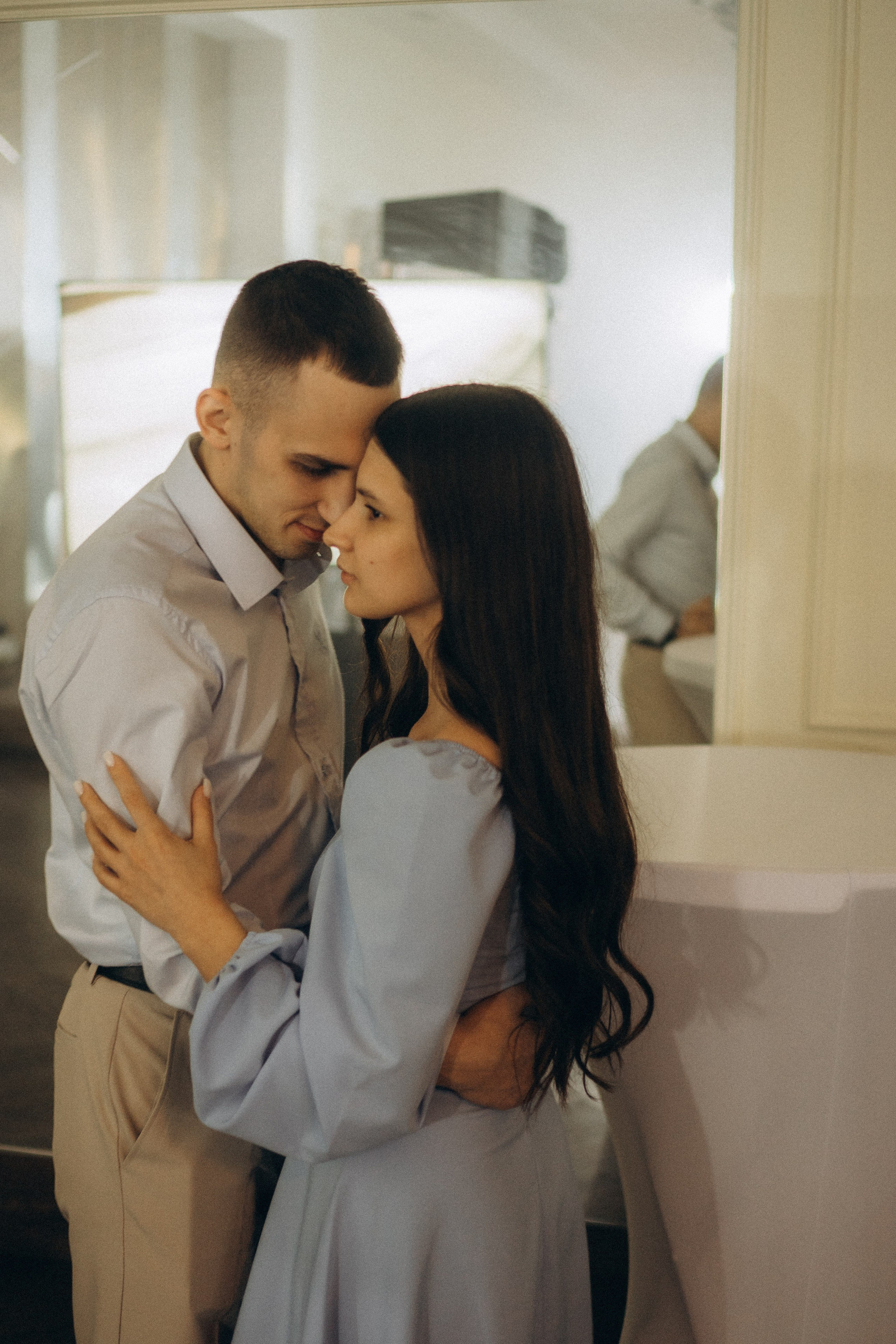 СВАДЕБНАЯ СЬЕМКА СБОРОВ В ОТЕЛЕ И ВЫЕЗД НА ЦЕРЕМОНИЮ (СНЯТО В СИБИРЕ В НИЖНЕВАРТОВСКЕ). Профессиональный фотограф, Санкт-Петербург — Виктория Богомолова