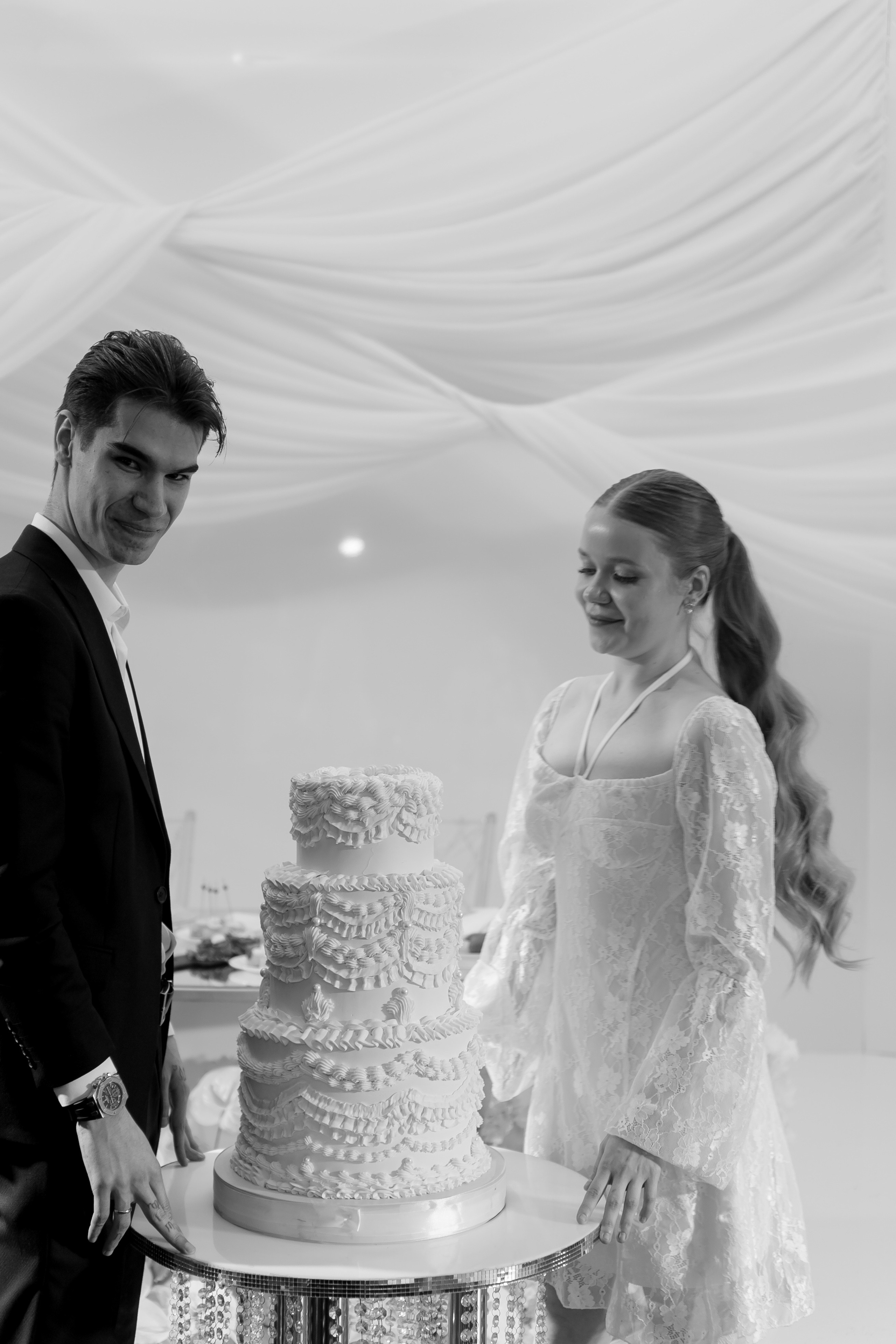 СВАДЕБНАЯ СЬЕМКА СБОРОВ В ОТЕЛЕ И ВЫЕЗД НА ЦЕРЕМОНИЮ (СНЯТО В СИБИРЕ В НИЖНЕВАРТОВСКЕ). Профессиональный фотограф, Санкт-Петербург — Виктория Богомолова