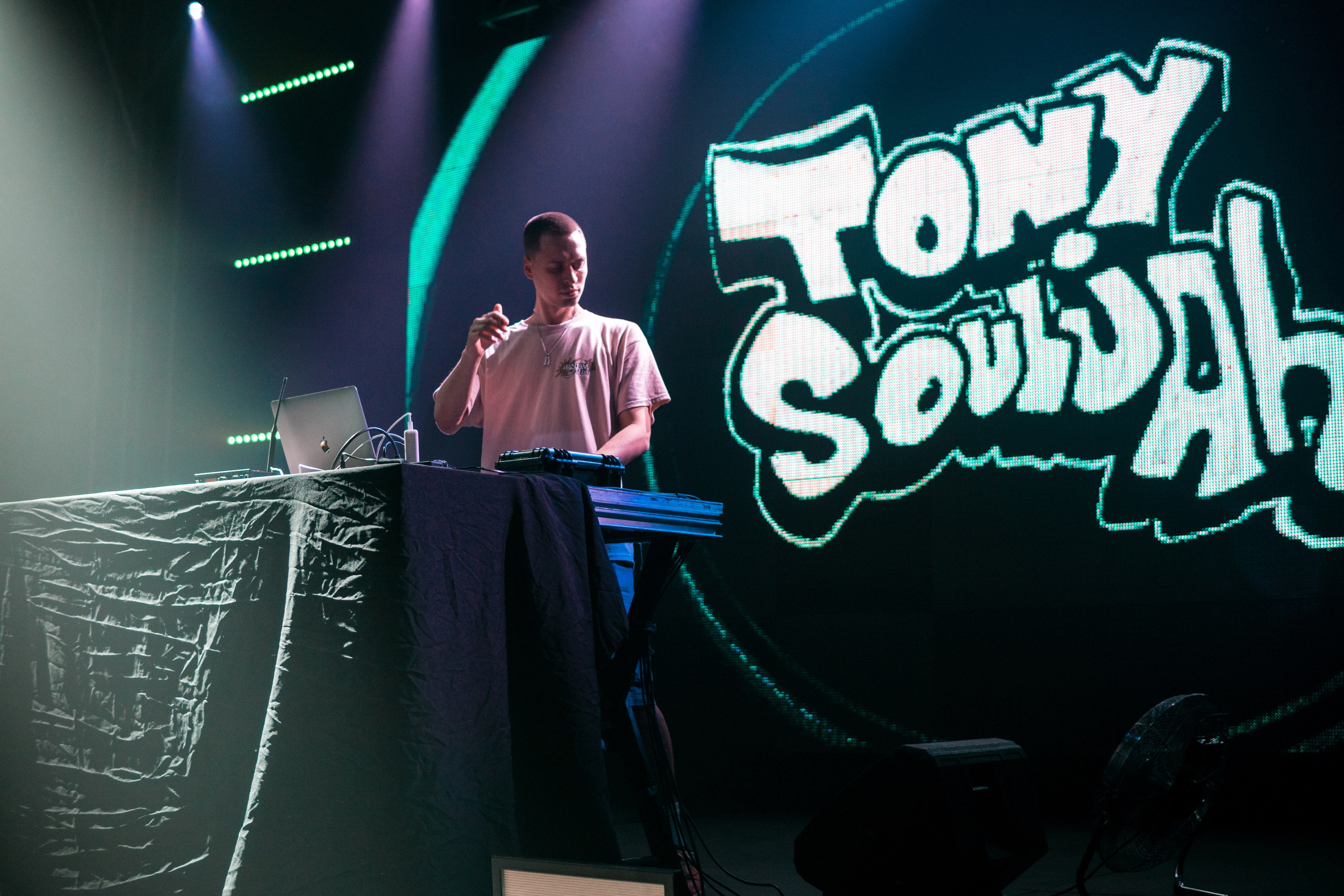 Концерт SODA LUV. Фотограф в Ростове-на-Дону Игорь Апасеев