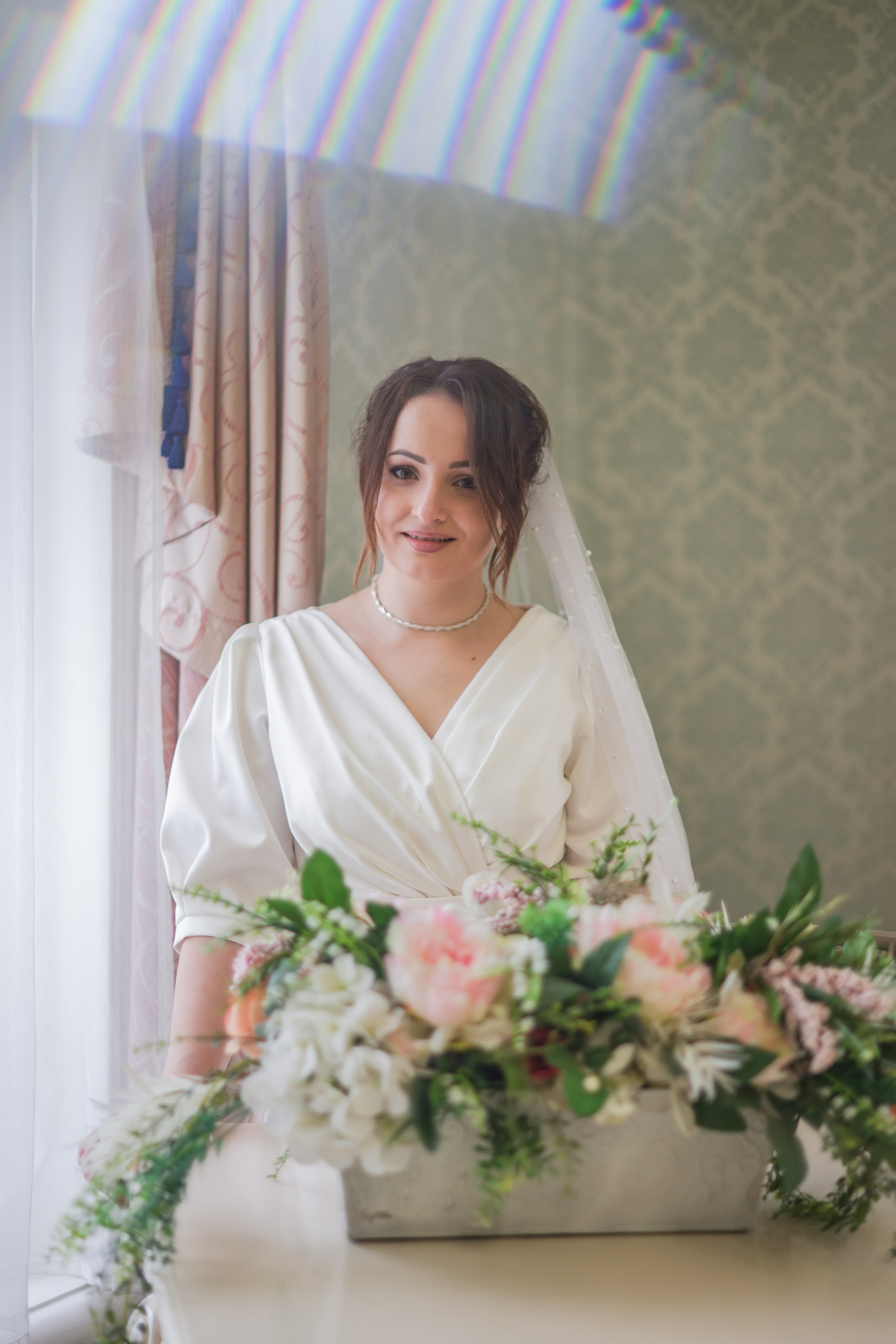 День Бракосочестания Саши и Насти фотосъемка в Загсе. Я Ольга Казанцева, фотографирую снимаю ваши киноистории и печатаю фото и цифровые портреты на холсте