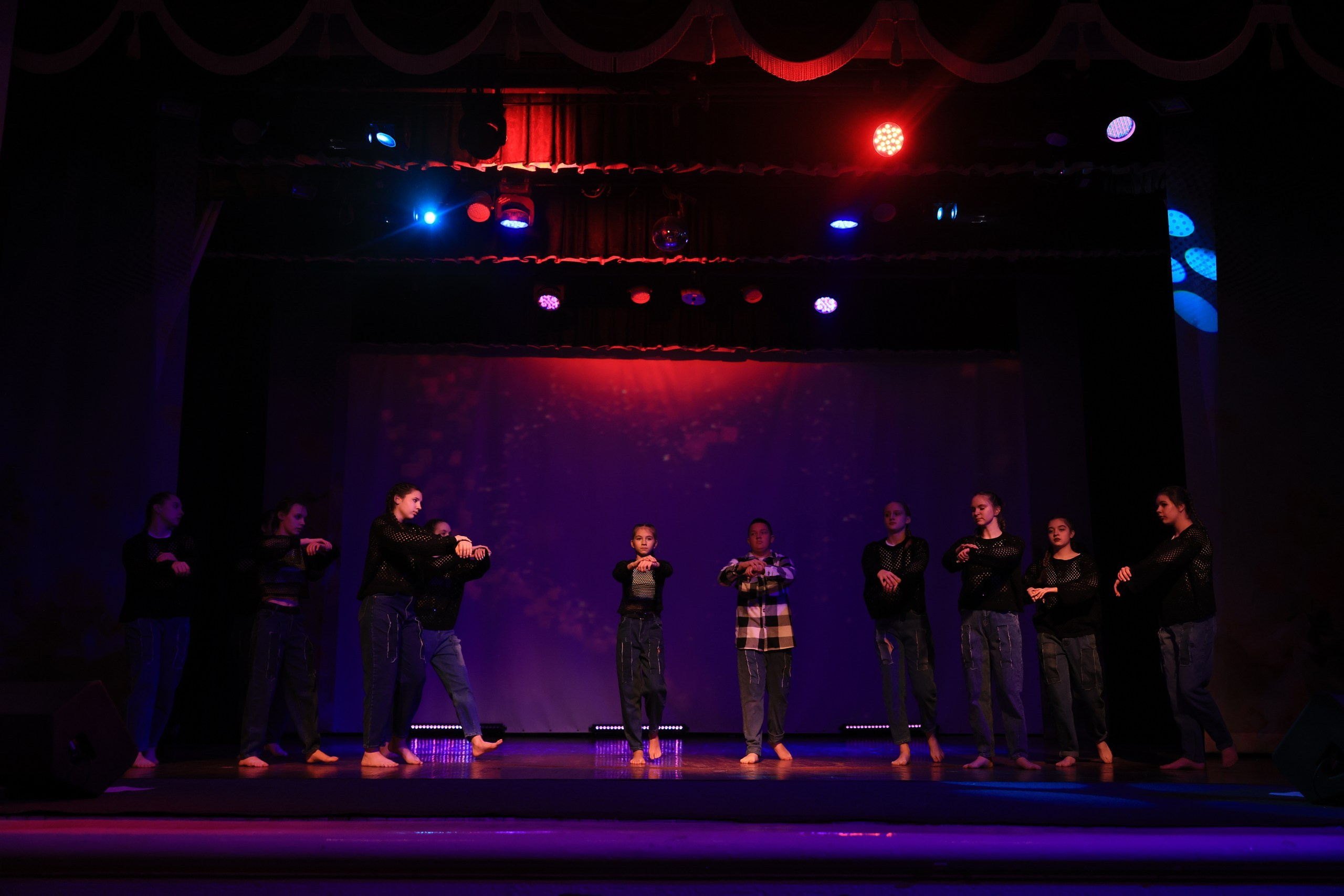 Концерт к 8 Марта в ДК «Металлург» г. Тула. Фотограф в Туле Крупский АнДРей. Фотостудия «КАДР71» в Туле