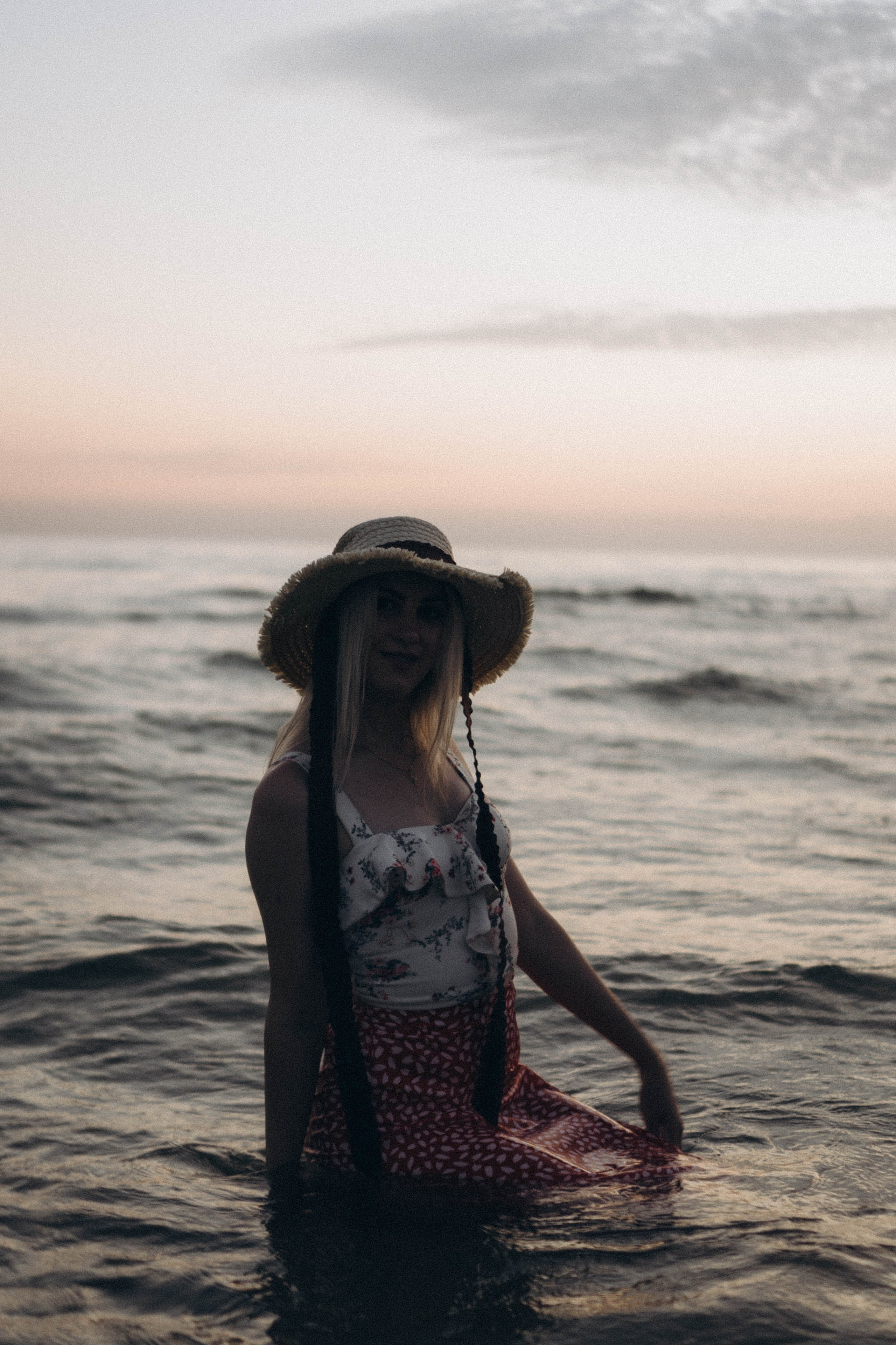 Июльский вечер на берегу черного моря. Профессиональный фотограф, Санкт-Петербург — Виктория Богомолова