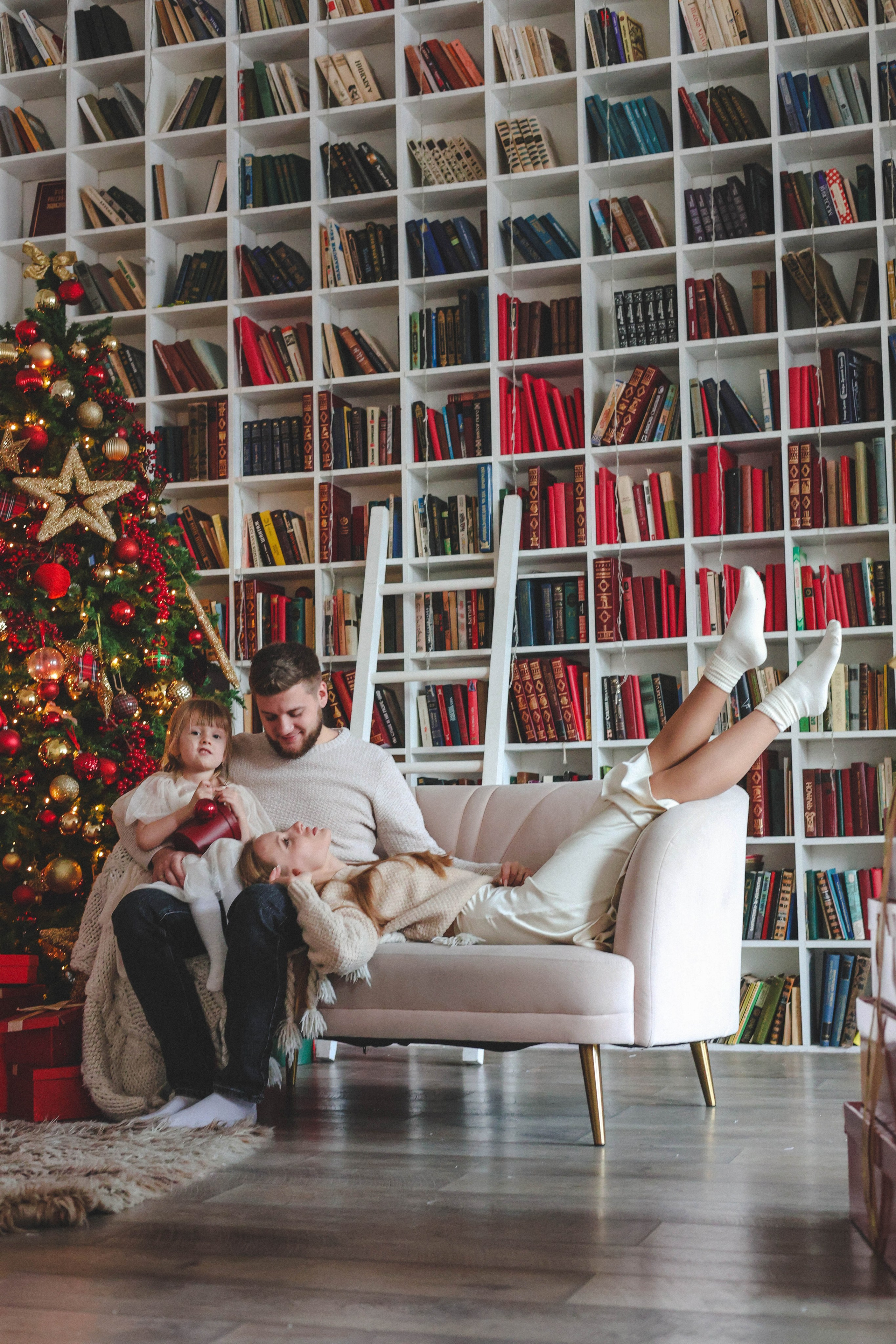 Новогодняя история «Кира и ее семья». Фотограф в Москве Анастасия Калинина