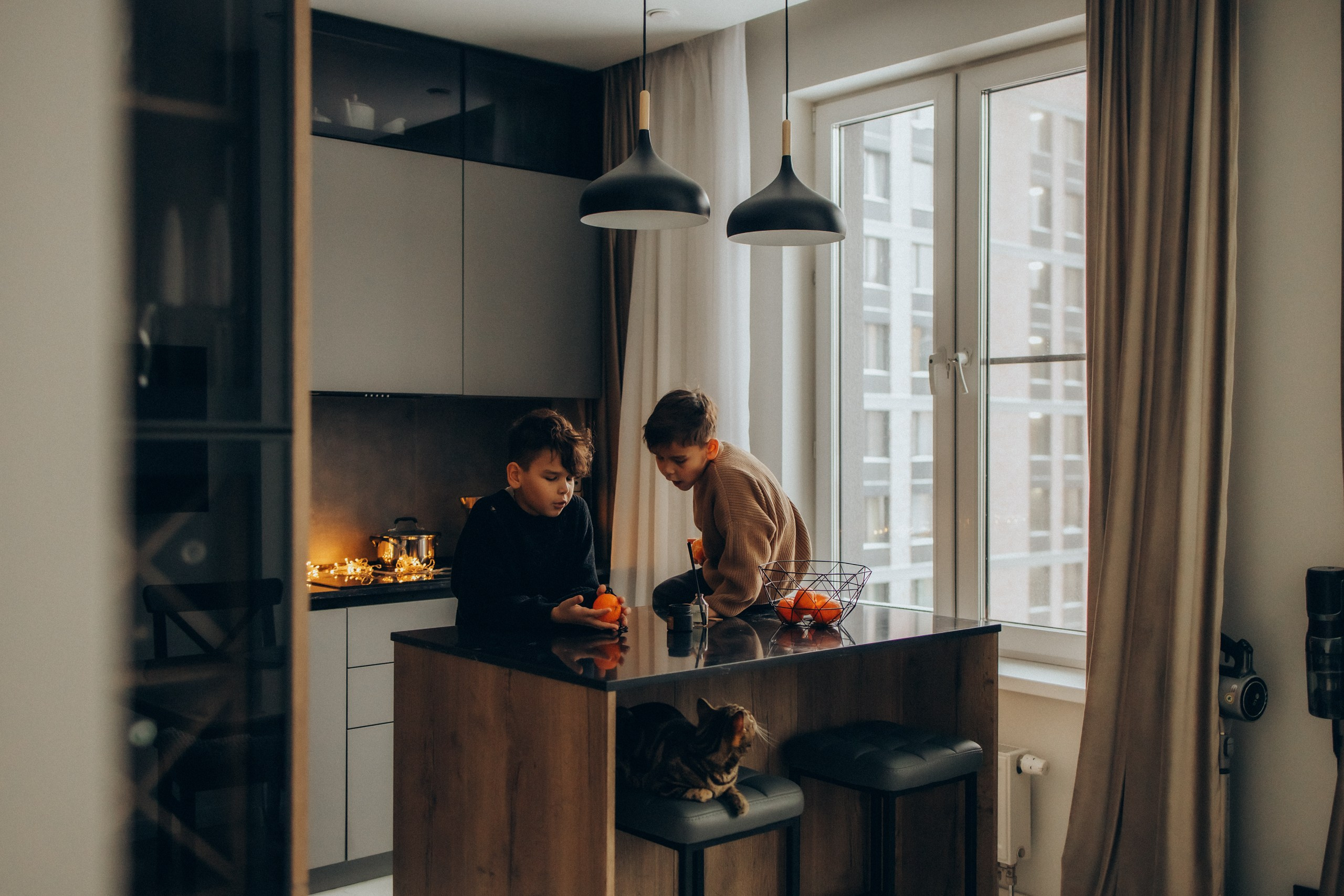 Руслан, Тимур и Луна. Семейный фотограф Москва