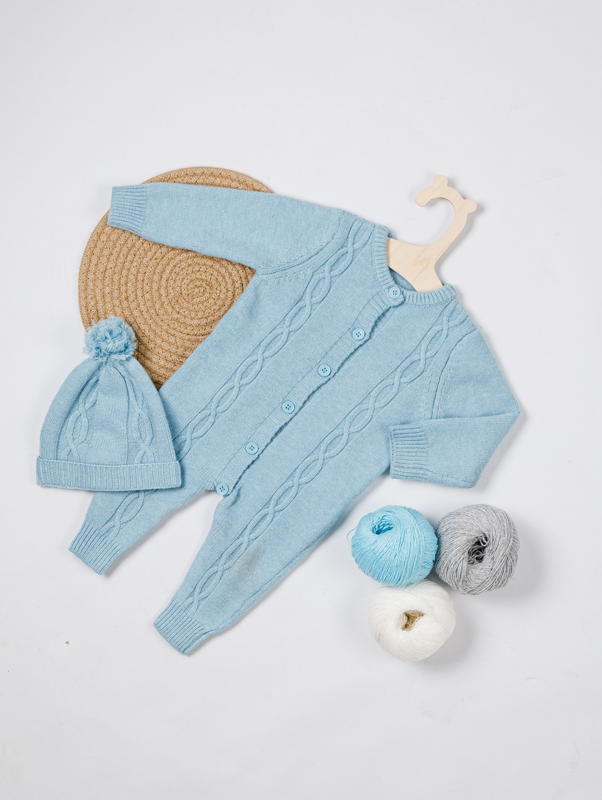 Предметная съемка одежды. Студия коммерческой съемки ХВОЯ