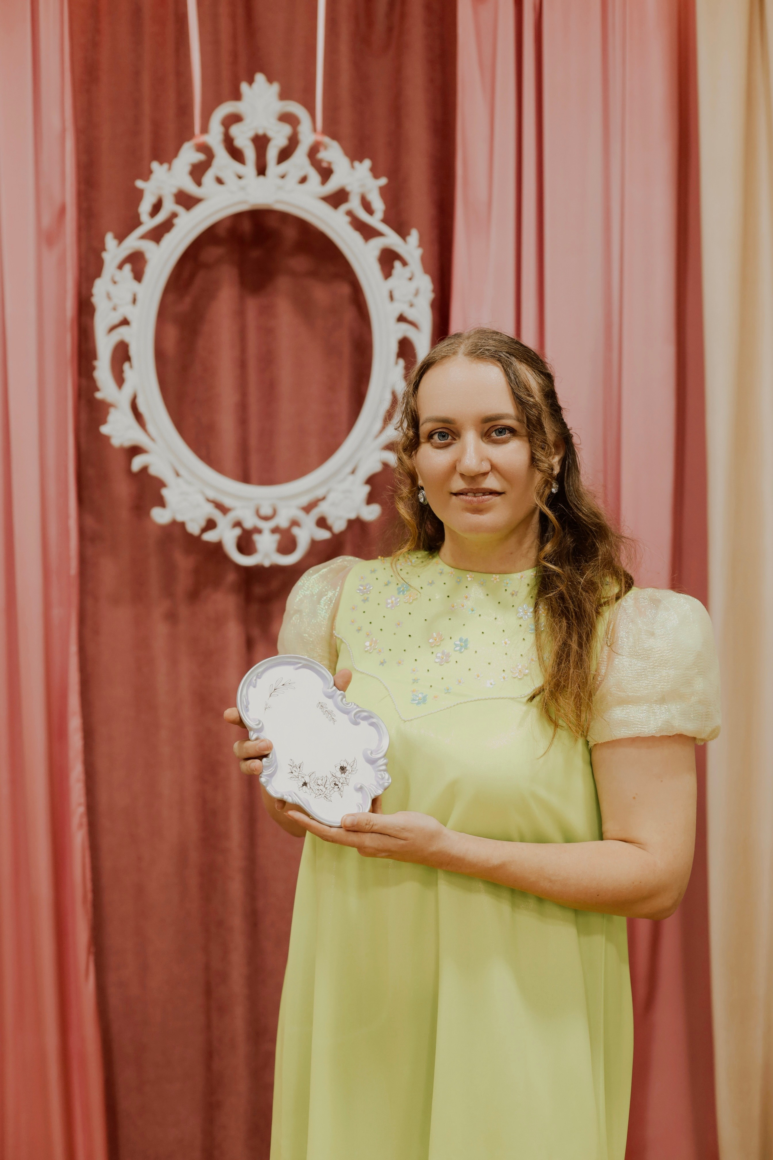 Арт-вечеринка в стиле Бриджертонов 1.02. Творческая студия Stories в Кемерово | Мастер-классы и мероприятия