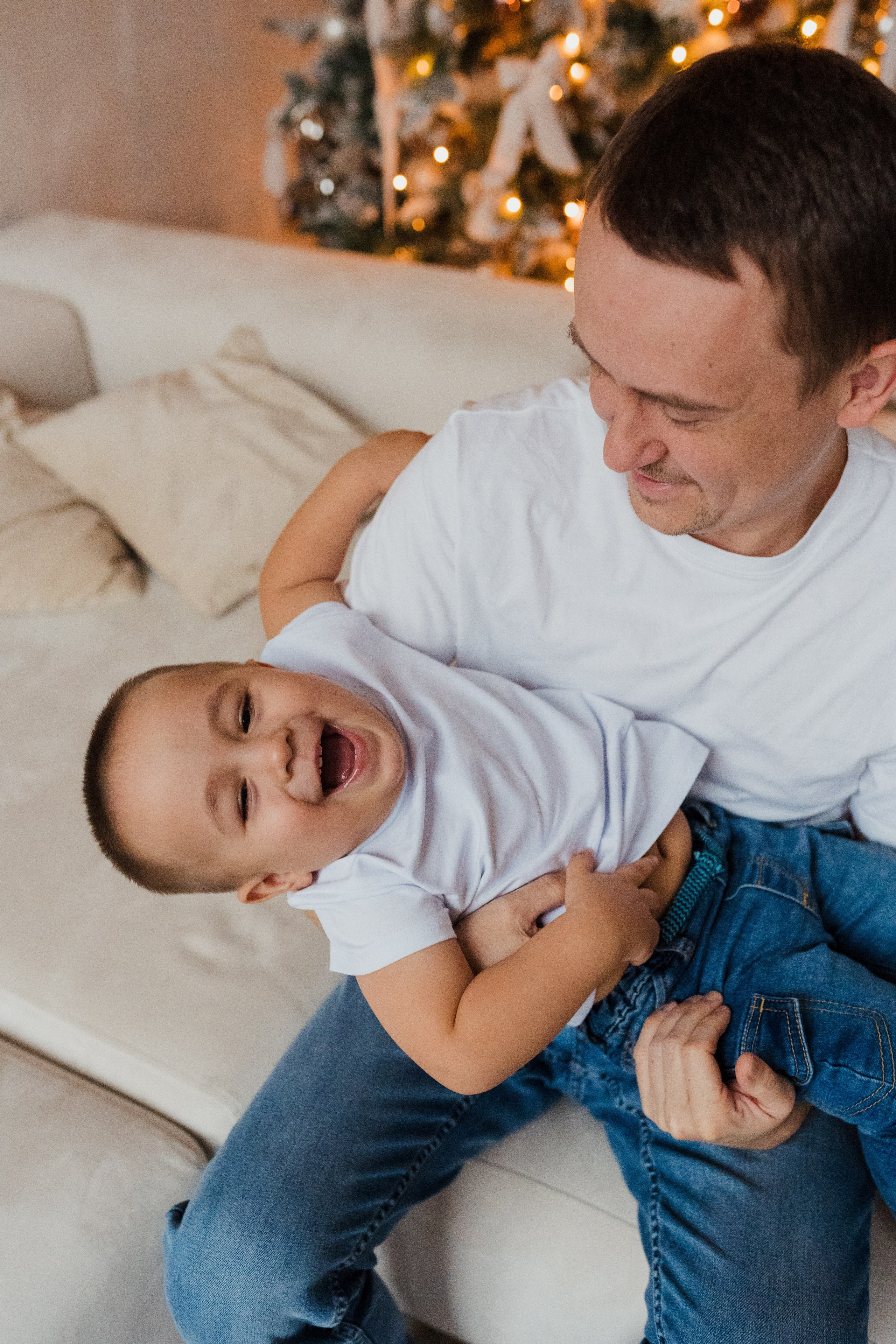Семейная фотосессия в студии в Москве, семейный фотограф Анна Полушина. Свадебный фотограф в Москве Анна Полушина