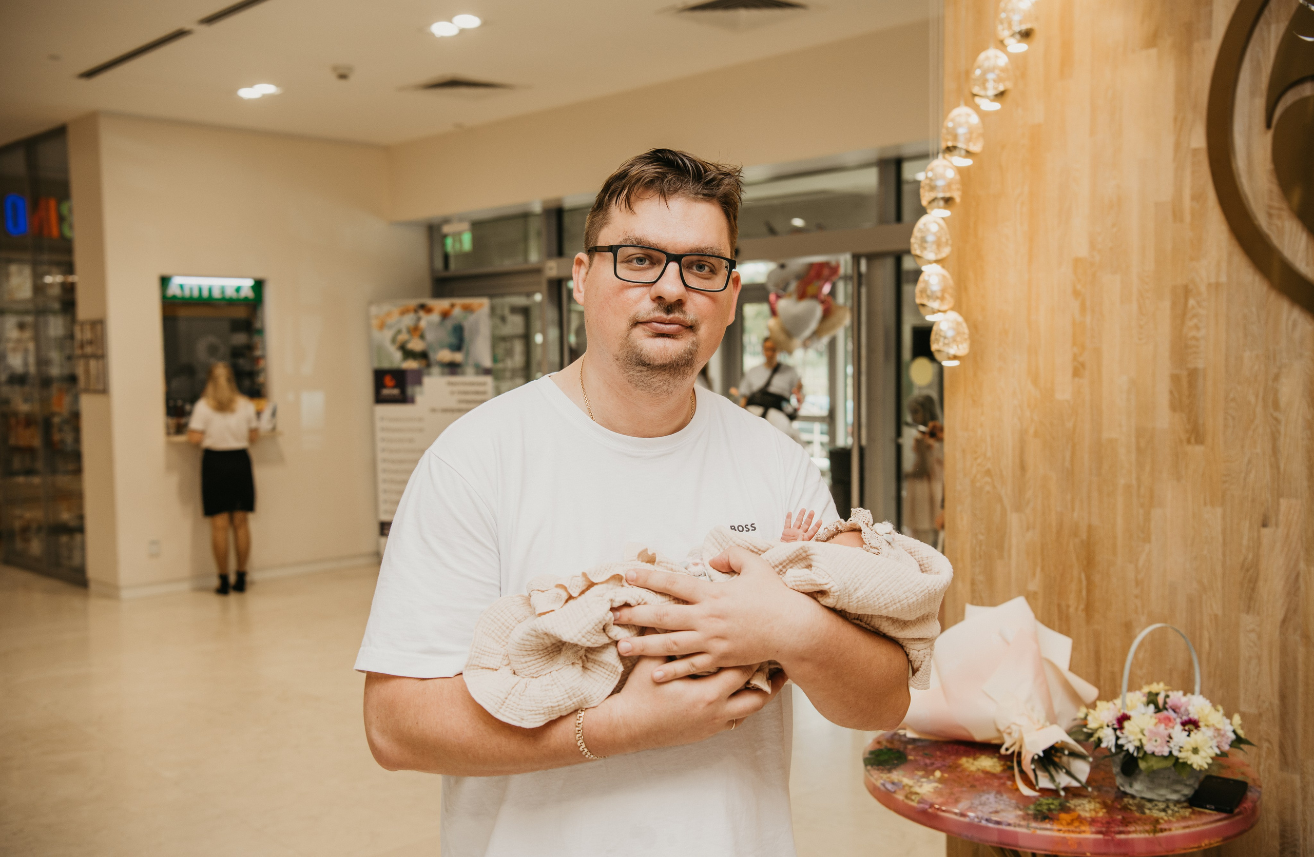 Выписка Таисии. Мать и дитя в Лапино. Фотограф на выписку из роддома в Москве и МО