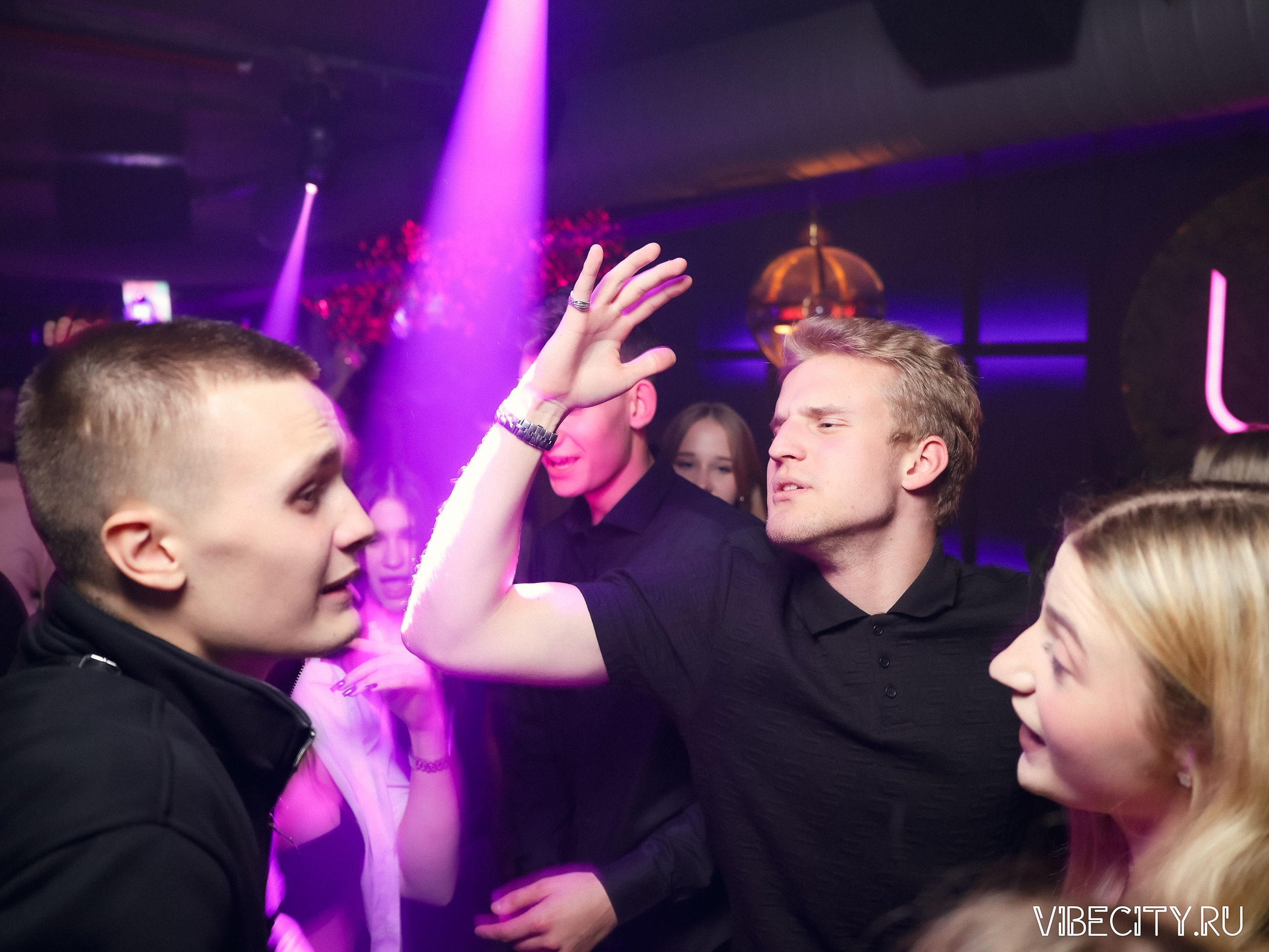 DOUBLE U. VIBECITY.RU Вайб Сити Ру Фоторепортажи Фотоотчеты Калининград