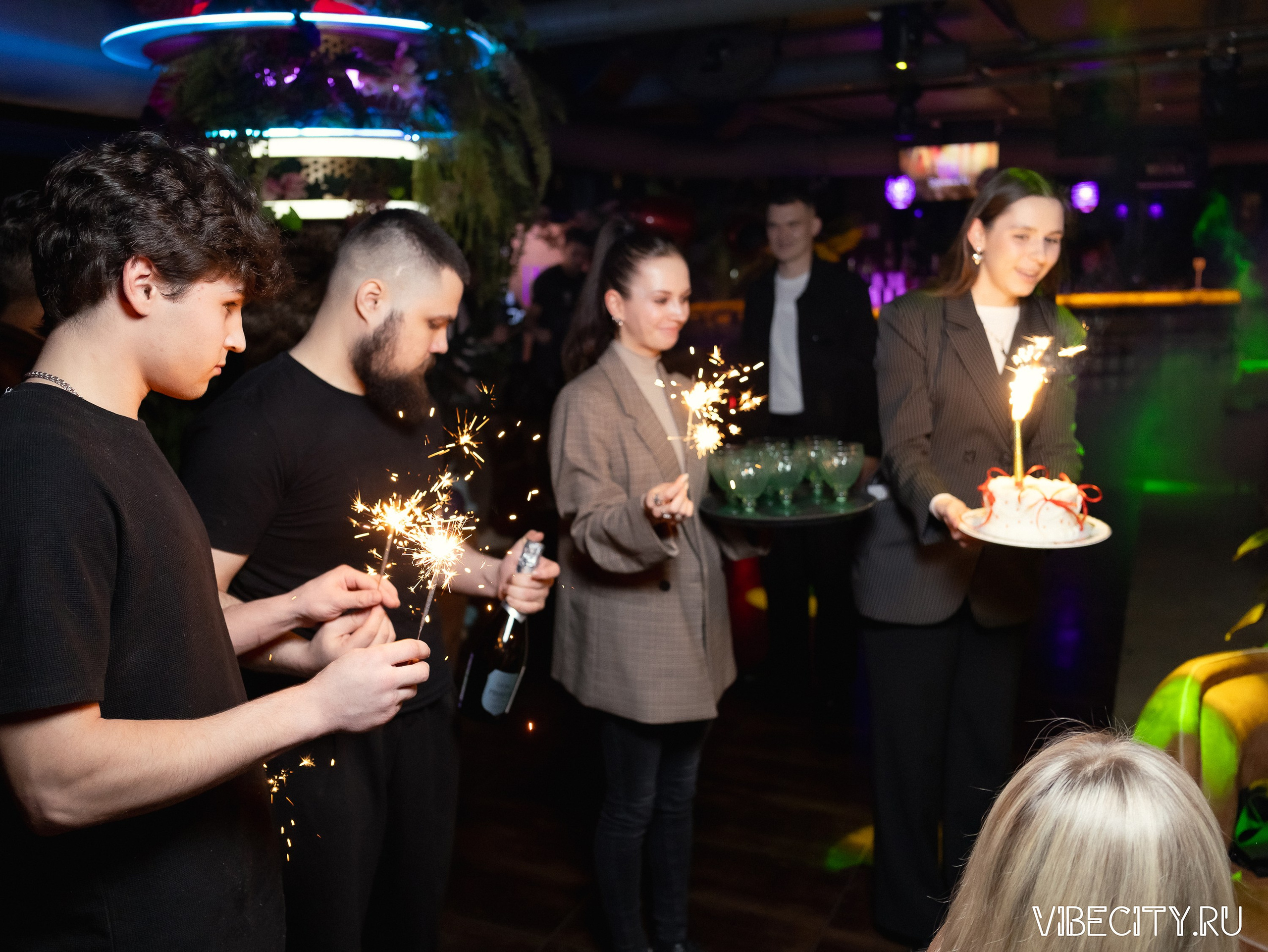 DOUBLE U. VIBECITY.RU Вайб Сити Ру Фоторепортажи Фотоотчеты Калининград