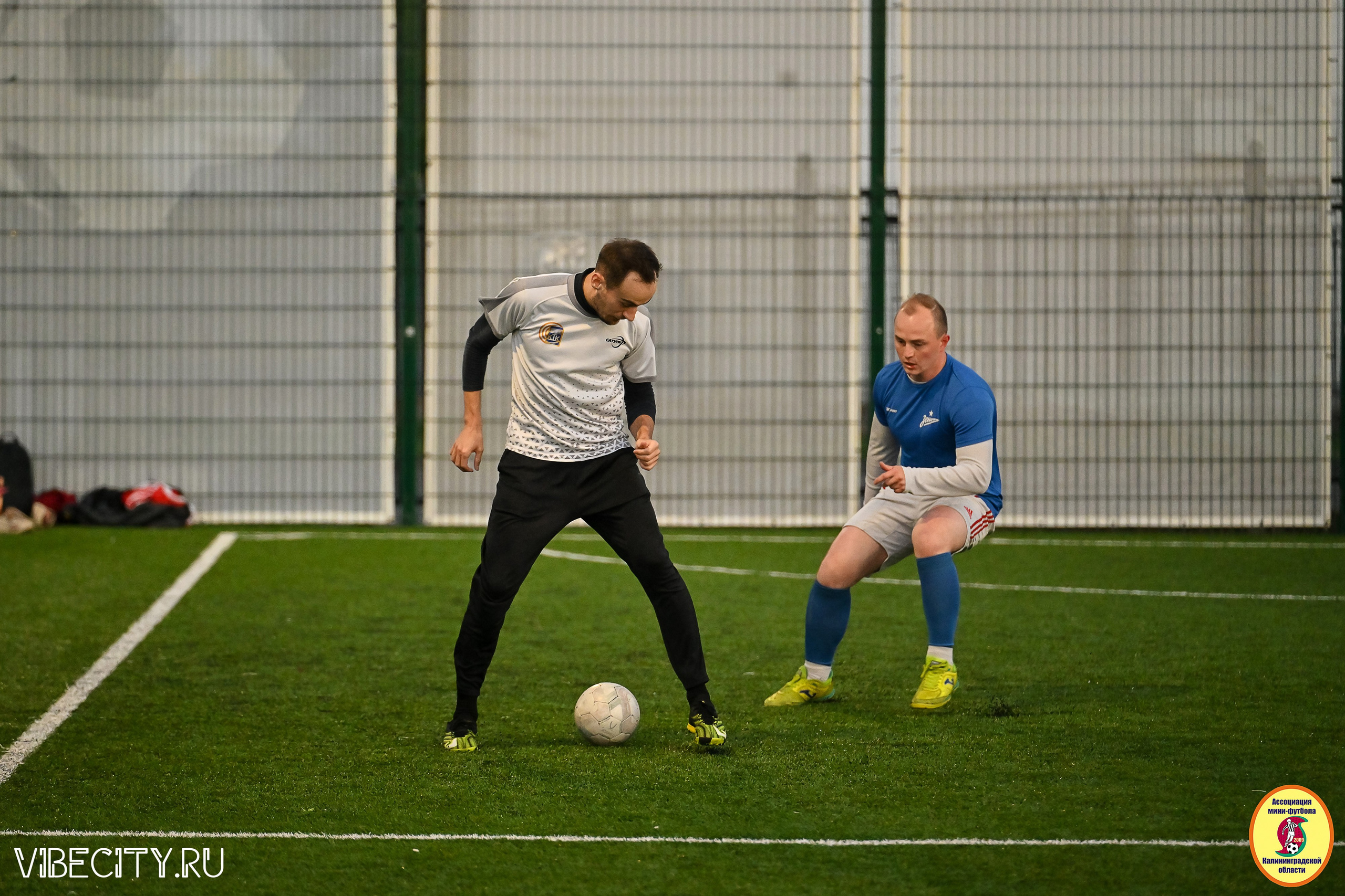 ИГРЫ МИНИ-ФУТБОЛЬНОЙ И КОРПОРАТИВНОЙ ЛИГИ. VIBECITY.RU Вайб Сити Ру Фоторепортажи Фотоотчеты Калининград