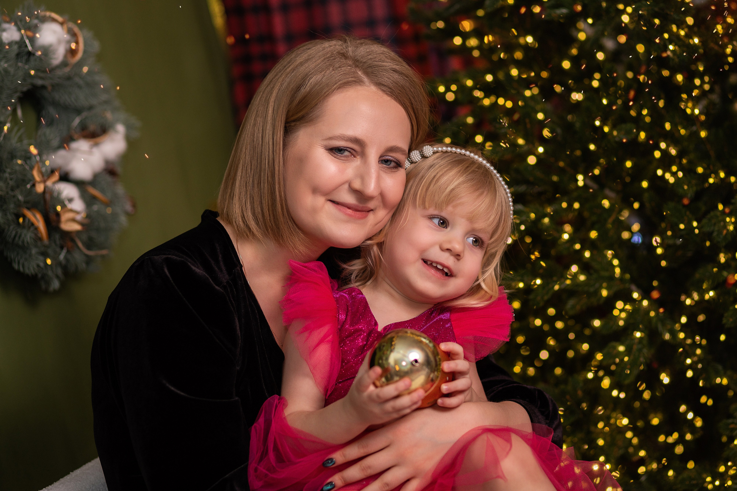 Новый год 2026. ФОТОГРАФ НА ГОДИК, БЕРЕМЕННОСТИ, НОВОРОЖДЕННЫХ, КРЕЩЕНИЯ МОСКВА