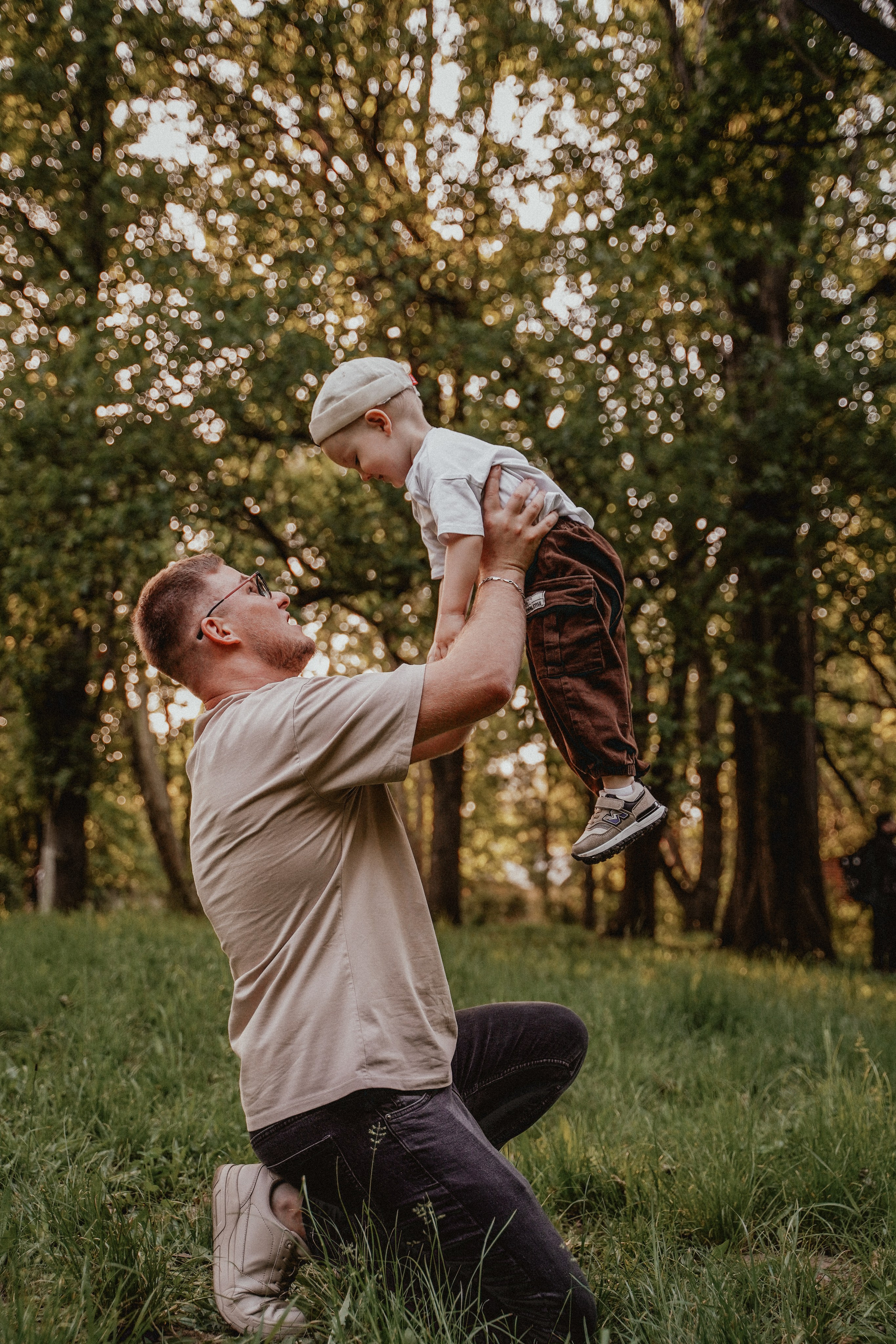 Семейная фотосессия со скейтом и самокатом. Семейный и женский фотограф в Краснодаре Анастасия Приймак