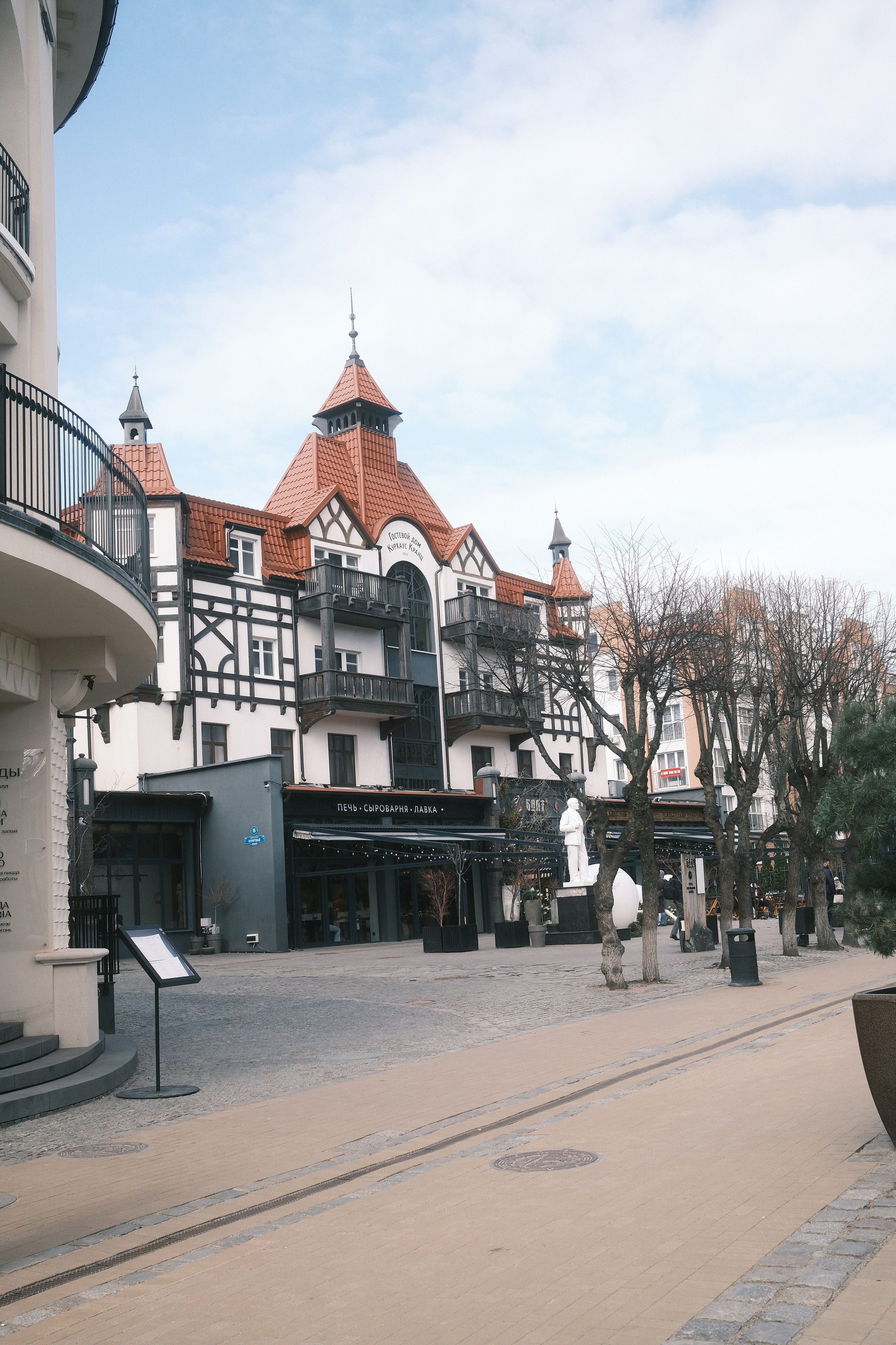 Koenigsberg. M. Neizvestniy — уличная и спортивная фотография