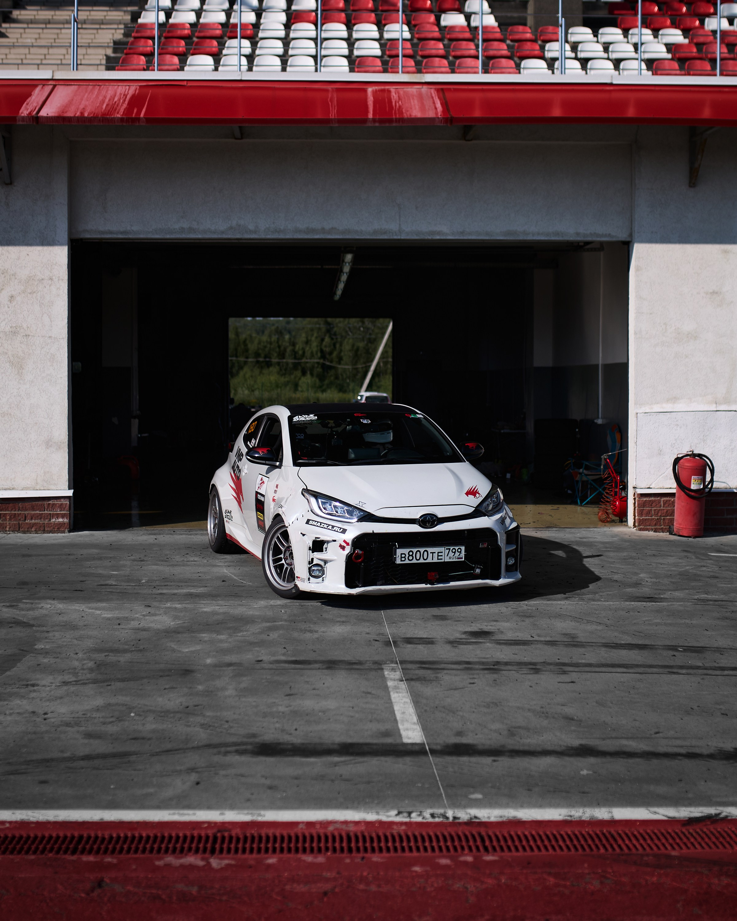 Nring Circuit. DKARPOCHEVA PHOTOGRAPHY