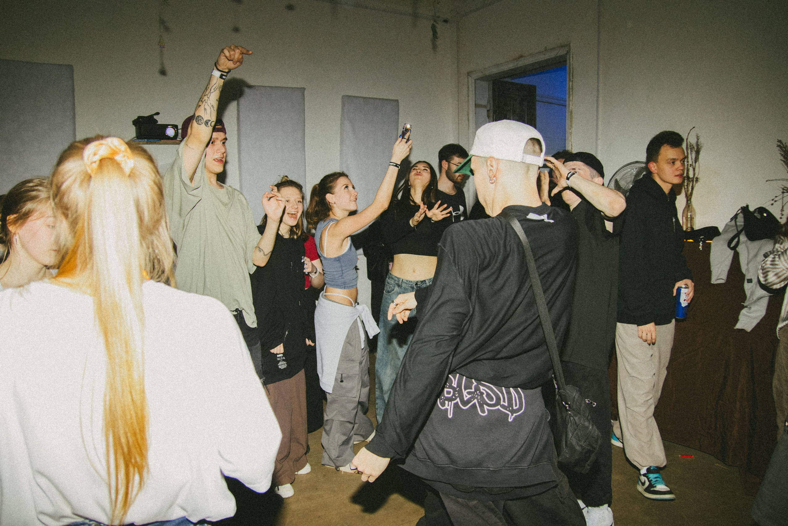 Тусовки. Фотограф Егор Огородов