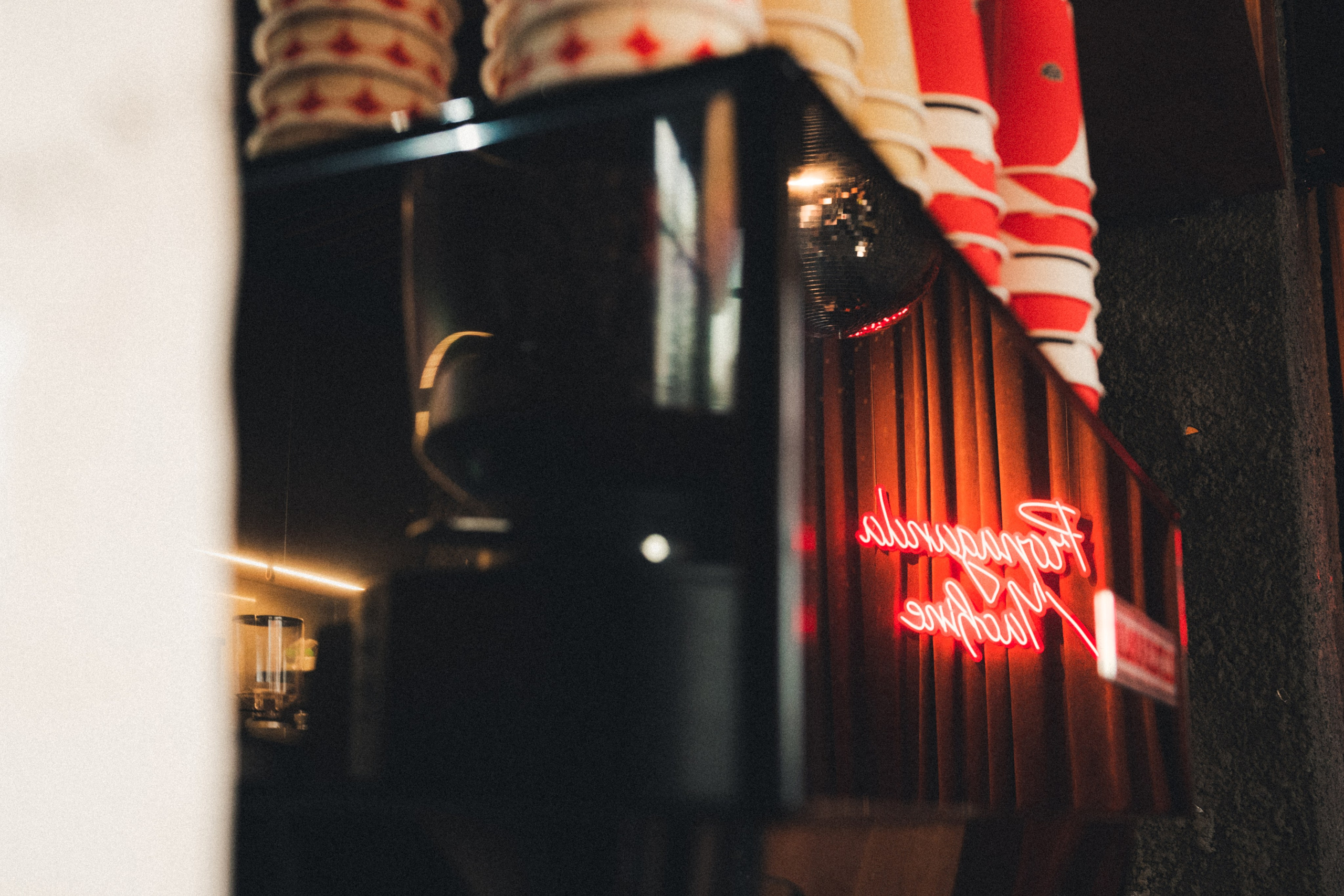 Фотосъёмка для сети кофеен Surf Coffee. Фотограф Илья К. в Москве