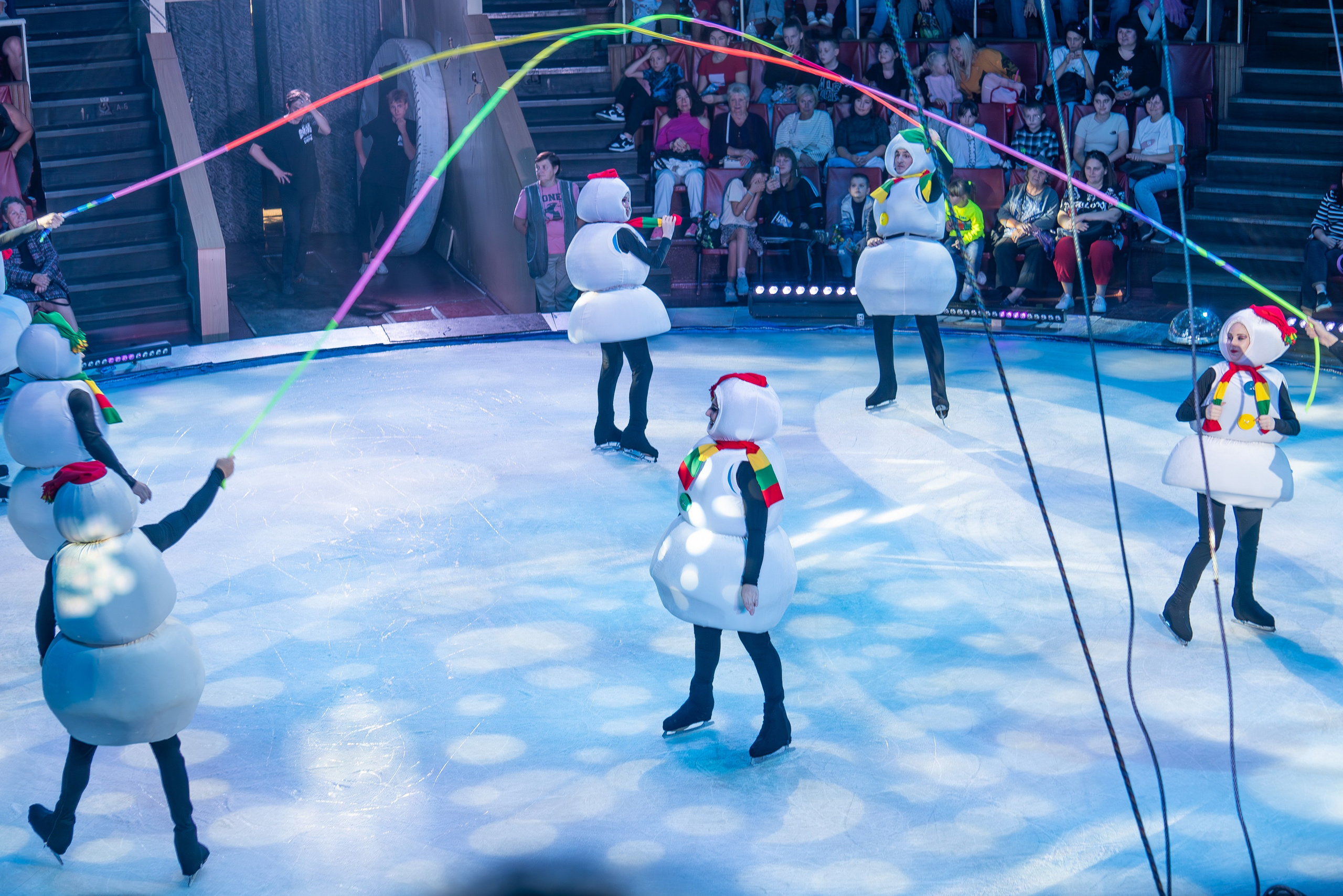 Цирк на льду «Айсберг» в Луганске. Фотограф в РФ и ЛНР Юлия Федосеева