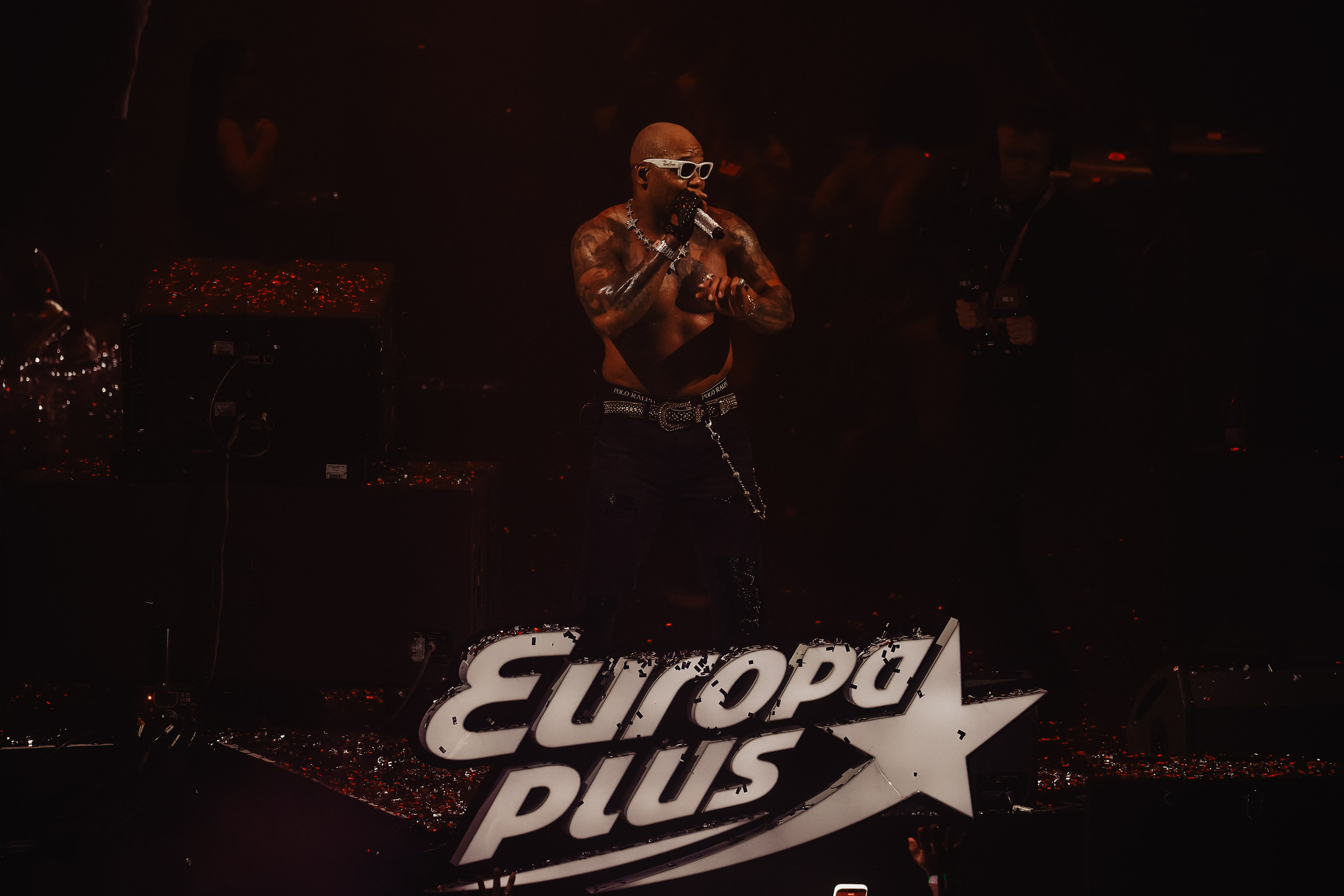 FLO RIDA. Nikophotoos