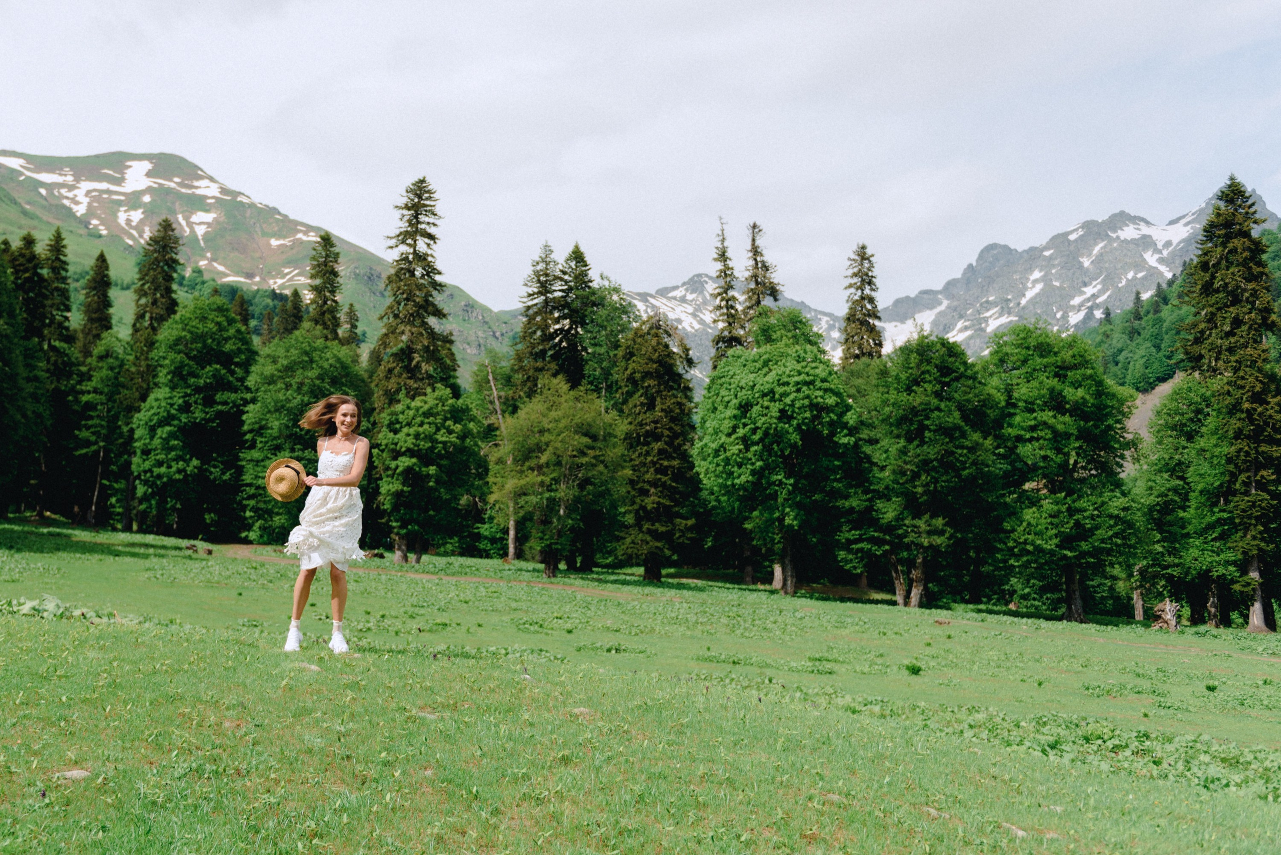 Alpine meadows phototour|The Italian Dolomites Love Story photoshoot. Fedor Lemeshko — Destination Wedding and Family Lifestyle photographer