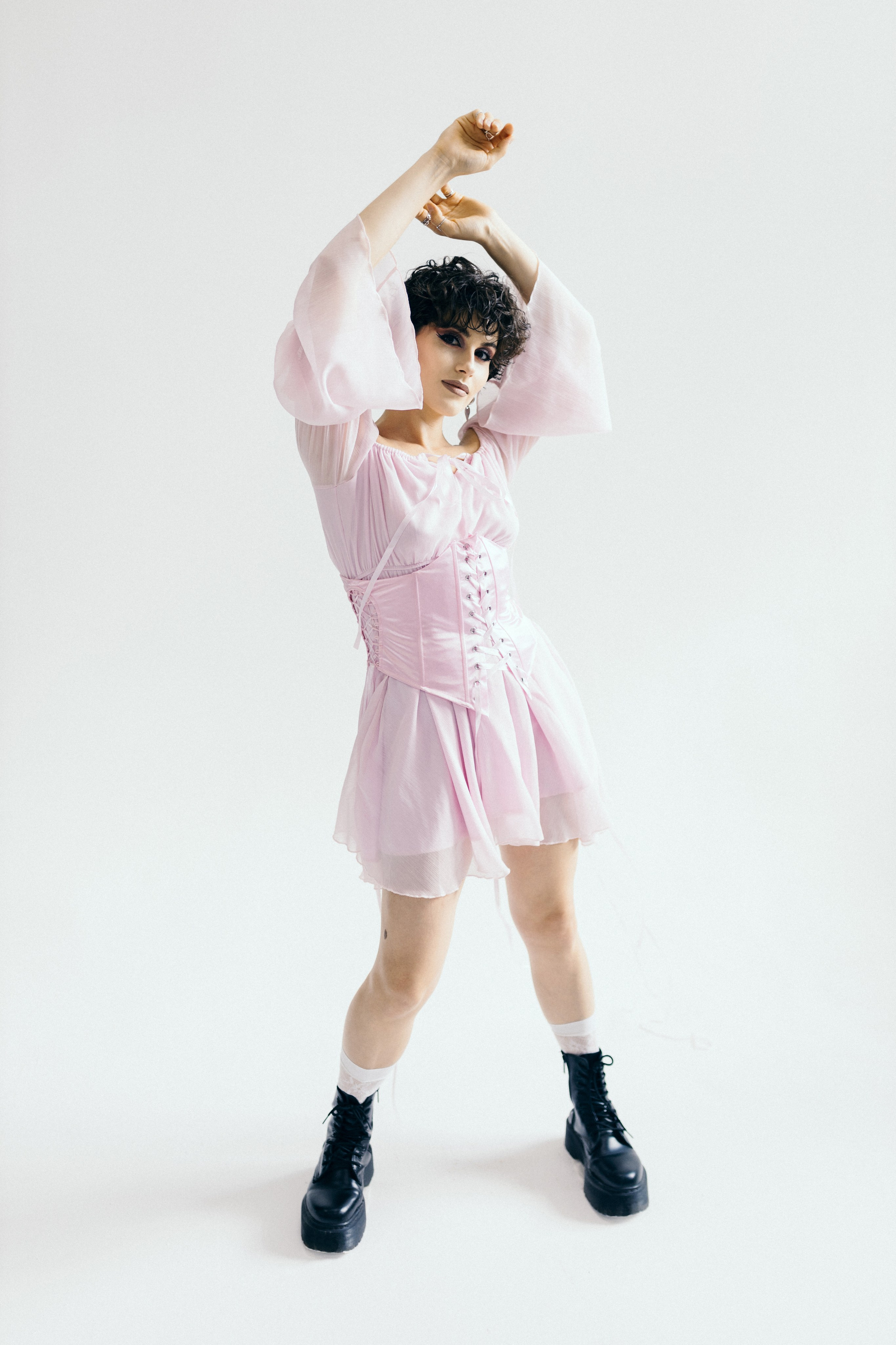 Фотограф в студии Москва. Свадебный фотограф Мария Железняк в Москве