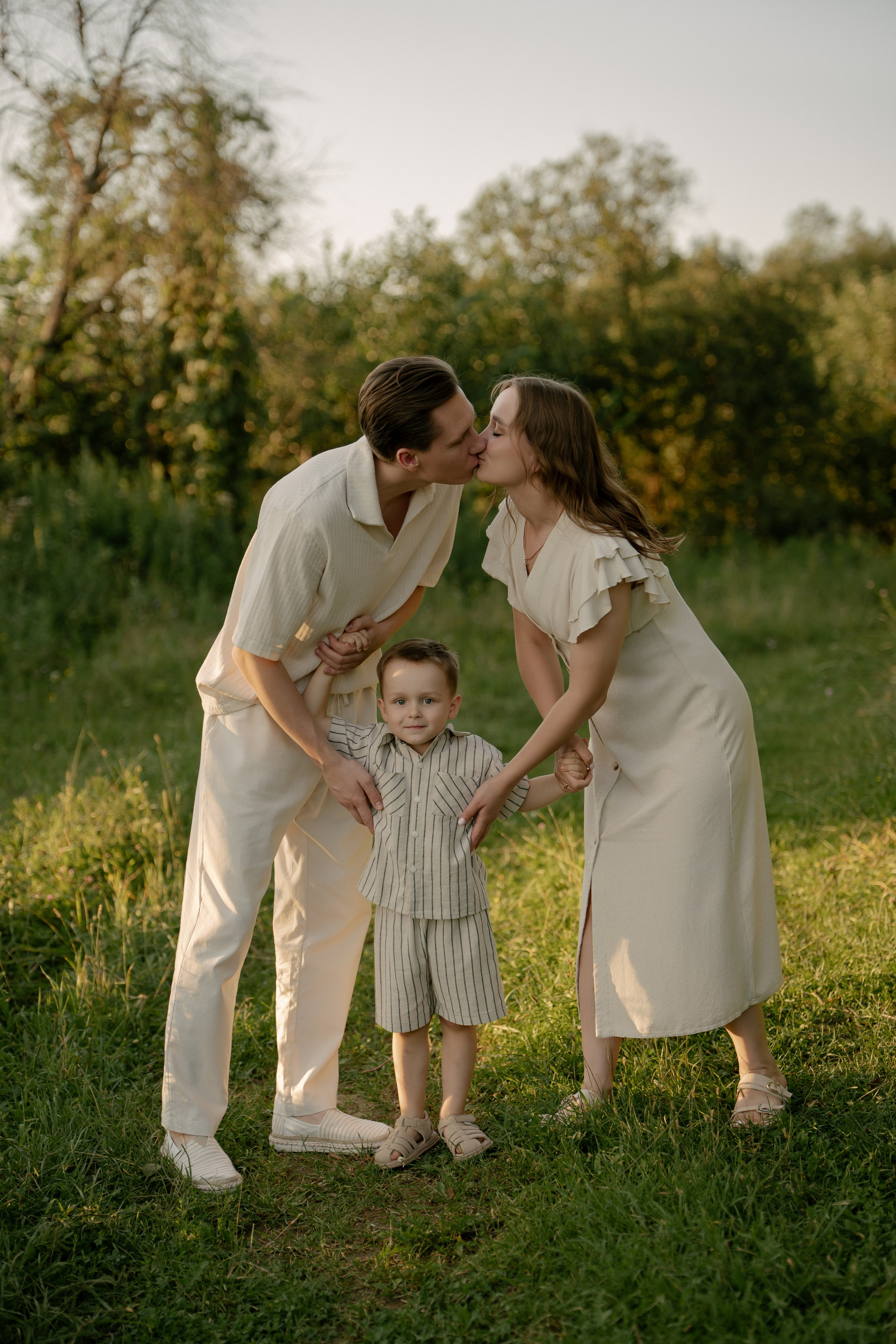На закате. Свадебный и семейный фотограф в Москве и Красногорске — живые кадры | Анастасия Тихонова