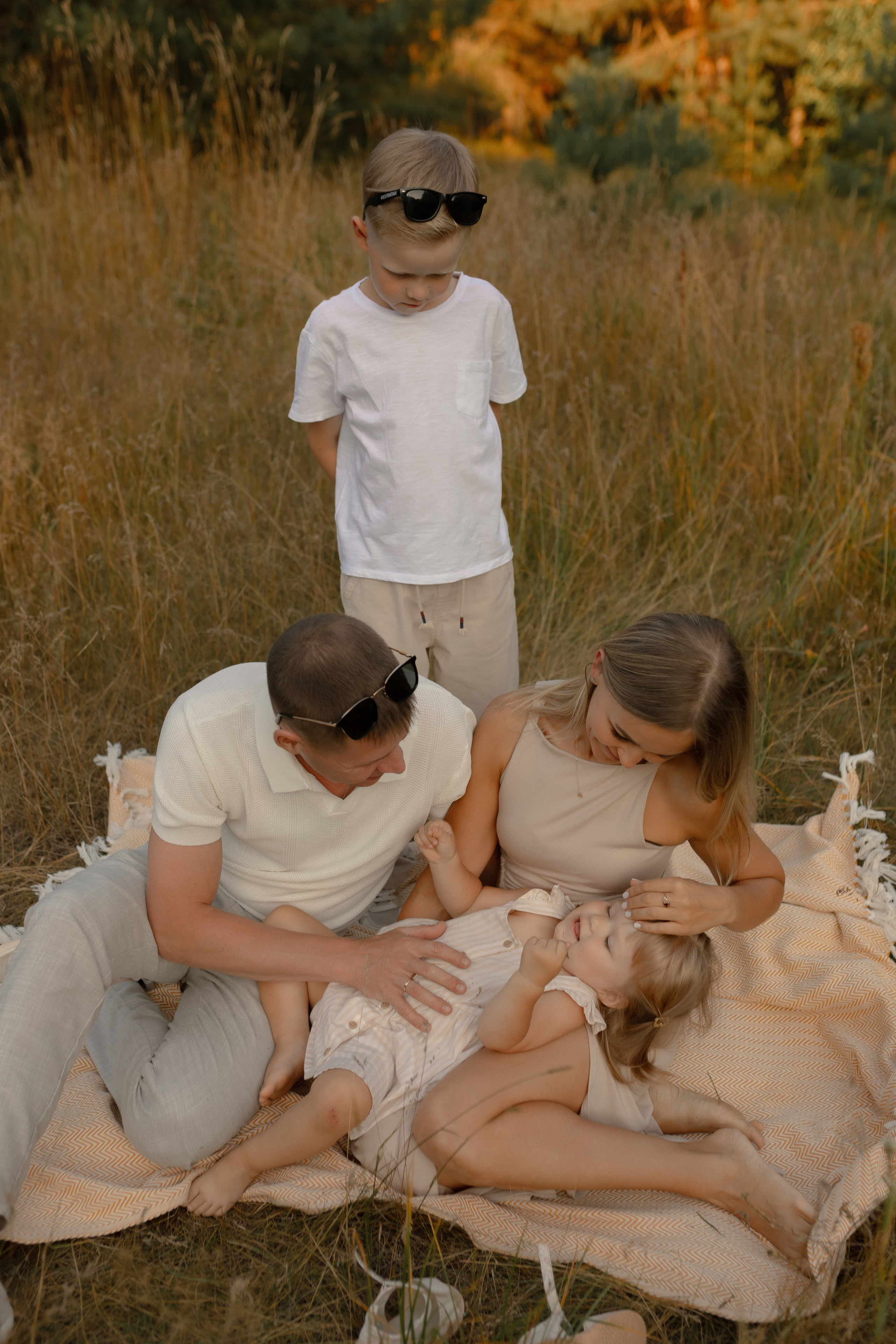 Алексей, Мария, Ваня и Варя. Фотограф Татьяна Семенова