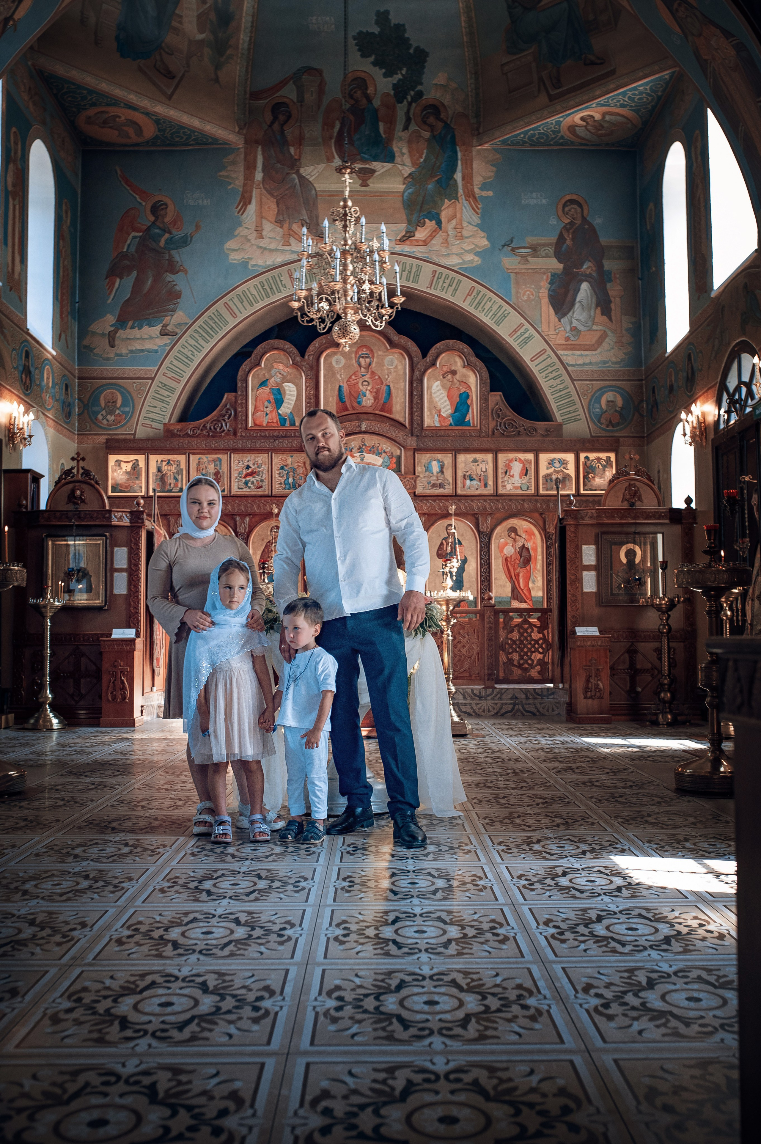 Съемка таинства крещения в Красноярске. Фотографы крещения/венчания  Красноярск Татьяна и Вячеслав Переваловы