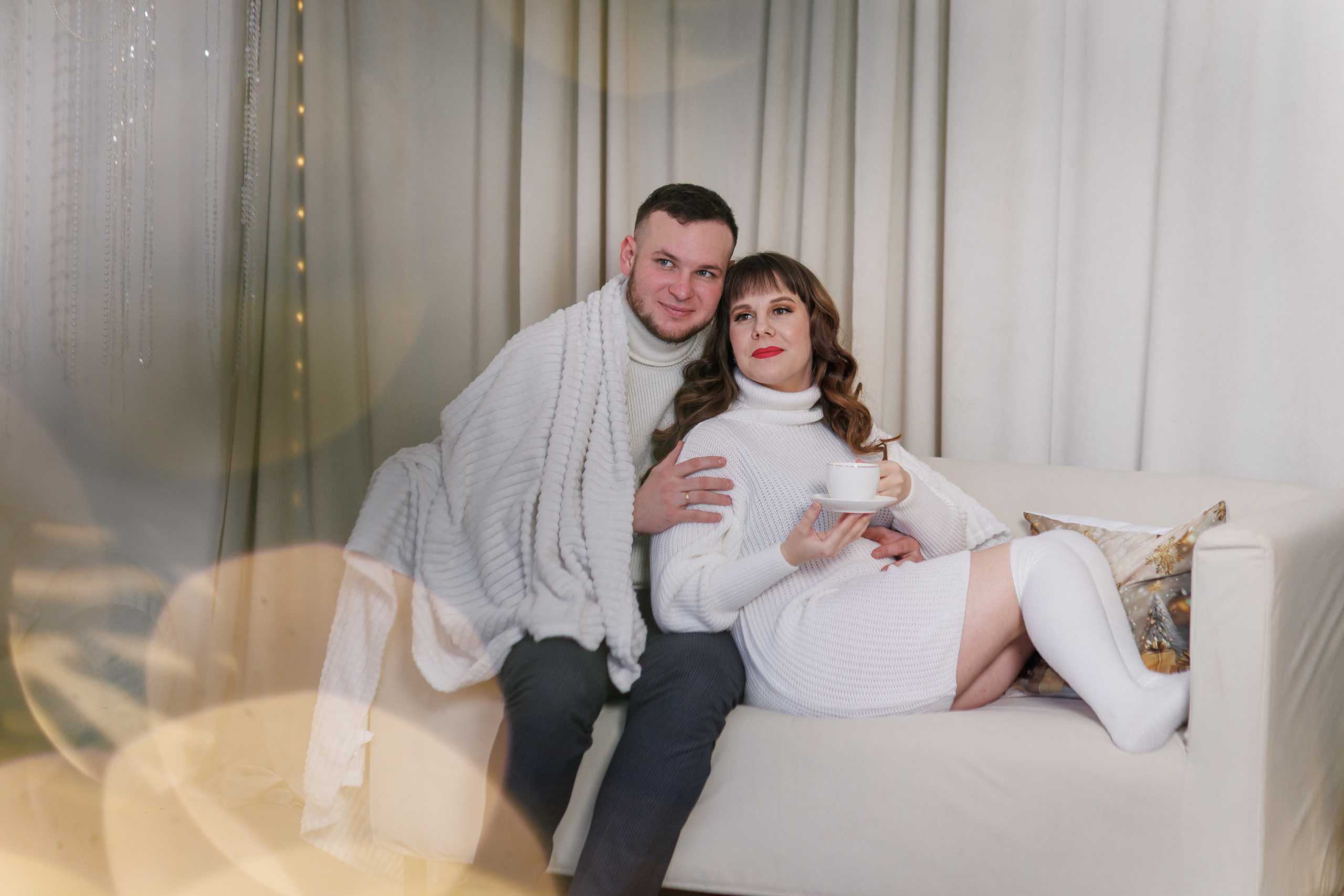 Ваши фотографии. Интерьерная фотостудия Background в Омске