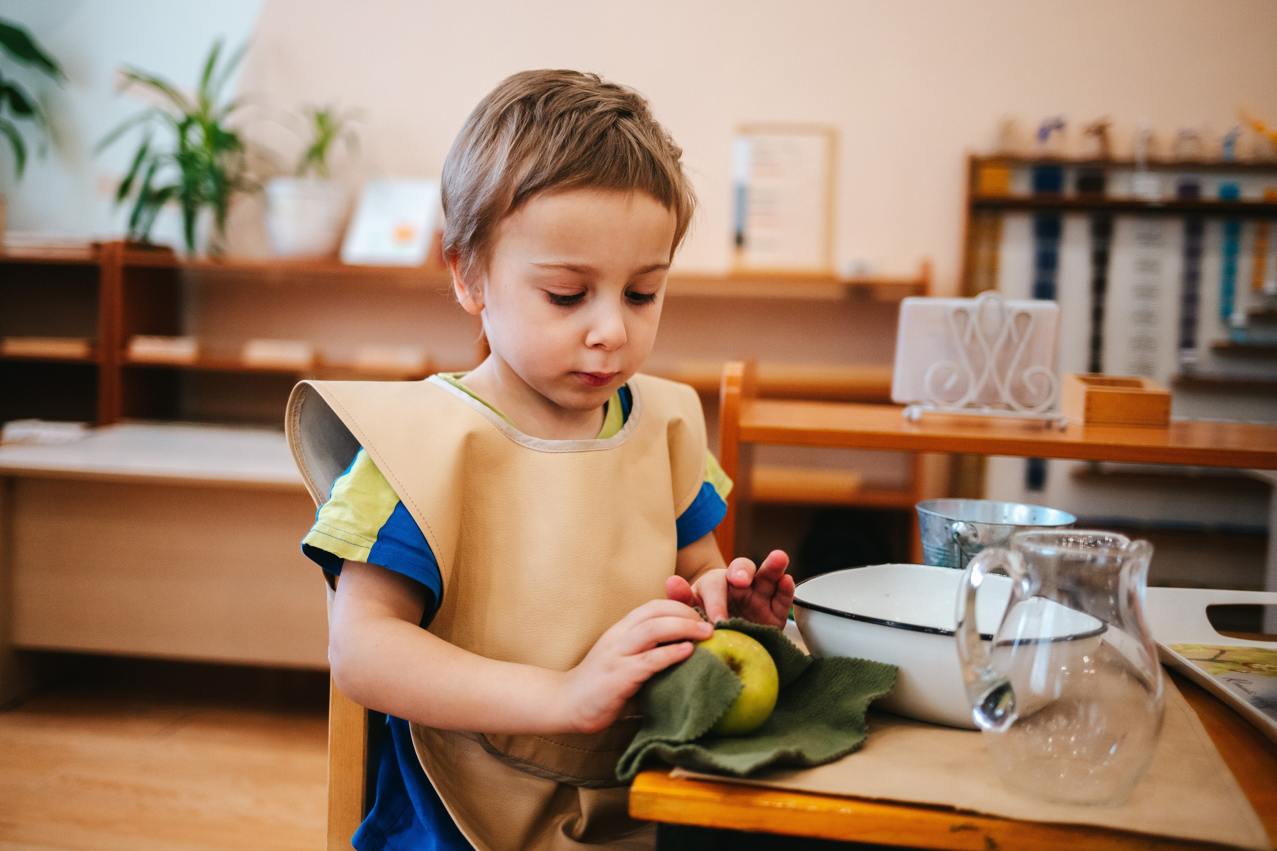 8 марта в Монтессори-саду. Семейный lifestyle фотограф в Санкт-Петербурге Людмила Пахомова