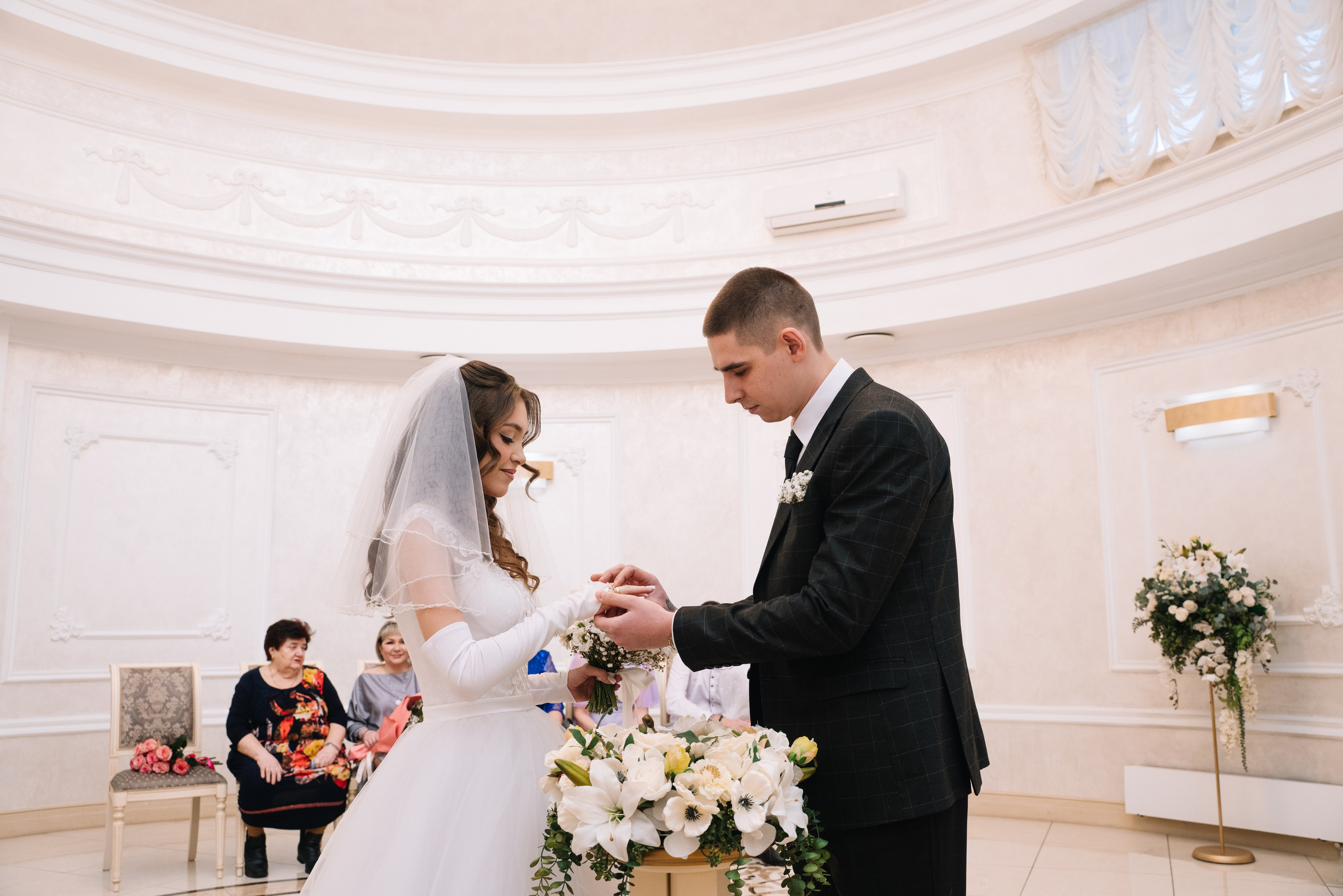 Свадьба Максима и Лилии. Дипломированный фотограф в Новосибирске. Фотографирую свадьбы, репортажи, индивидуальные фотосессии, lovestory(семейные)