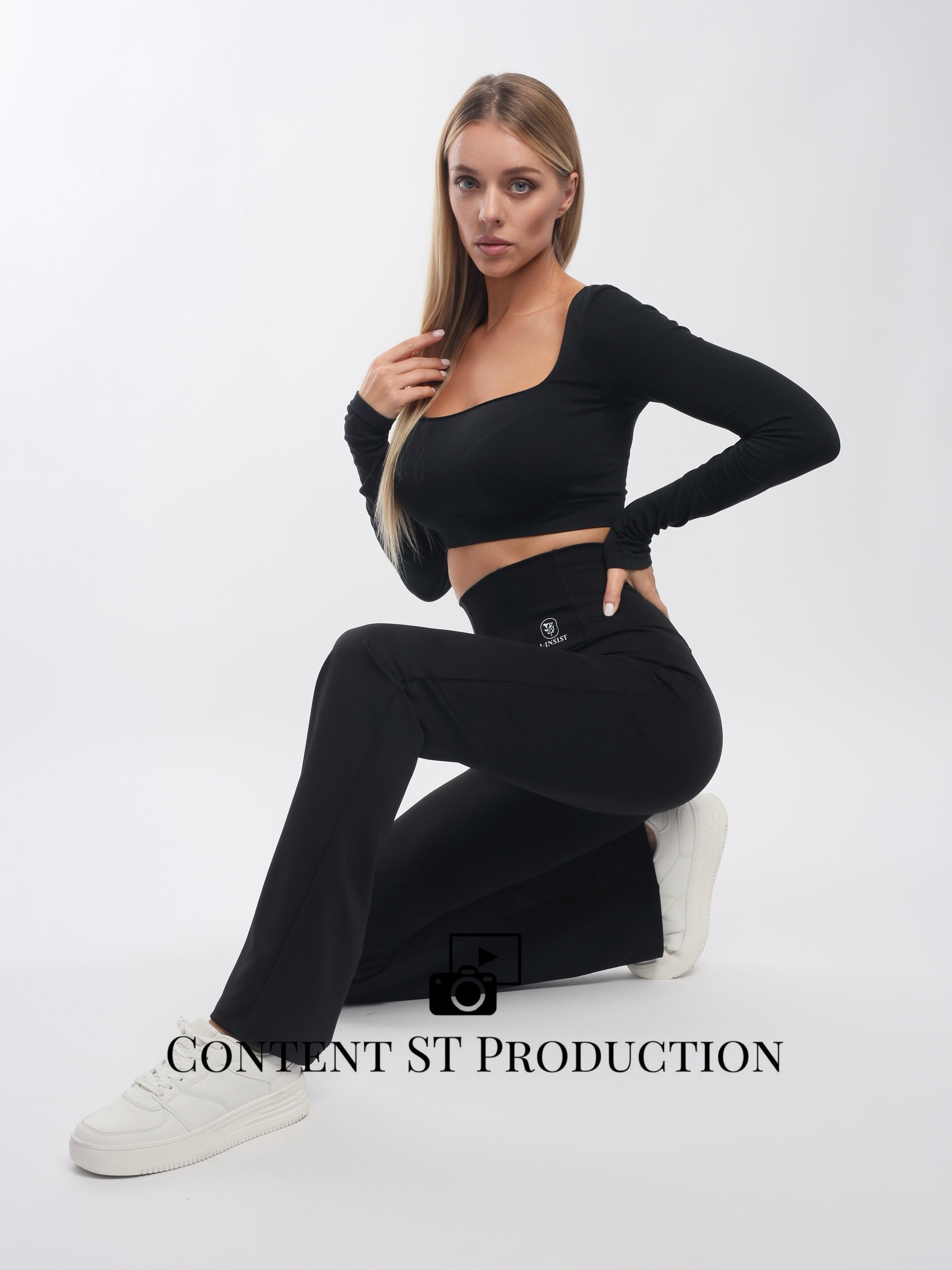 Съемка одежды для брендов, маркетплейса. Contentstproduction